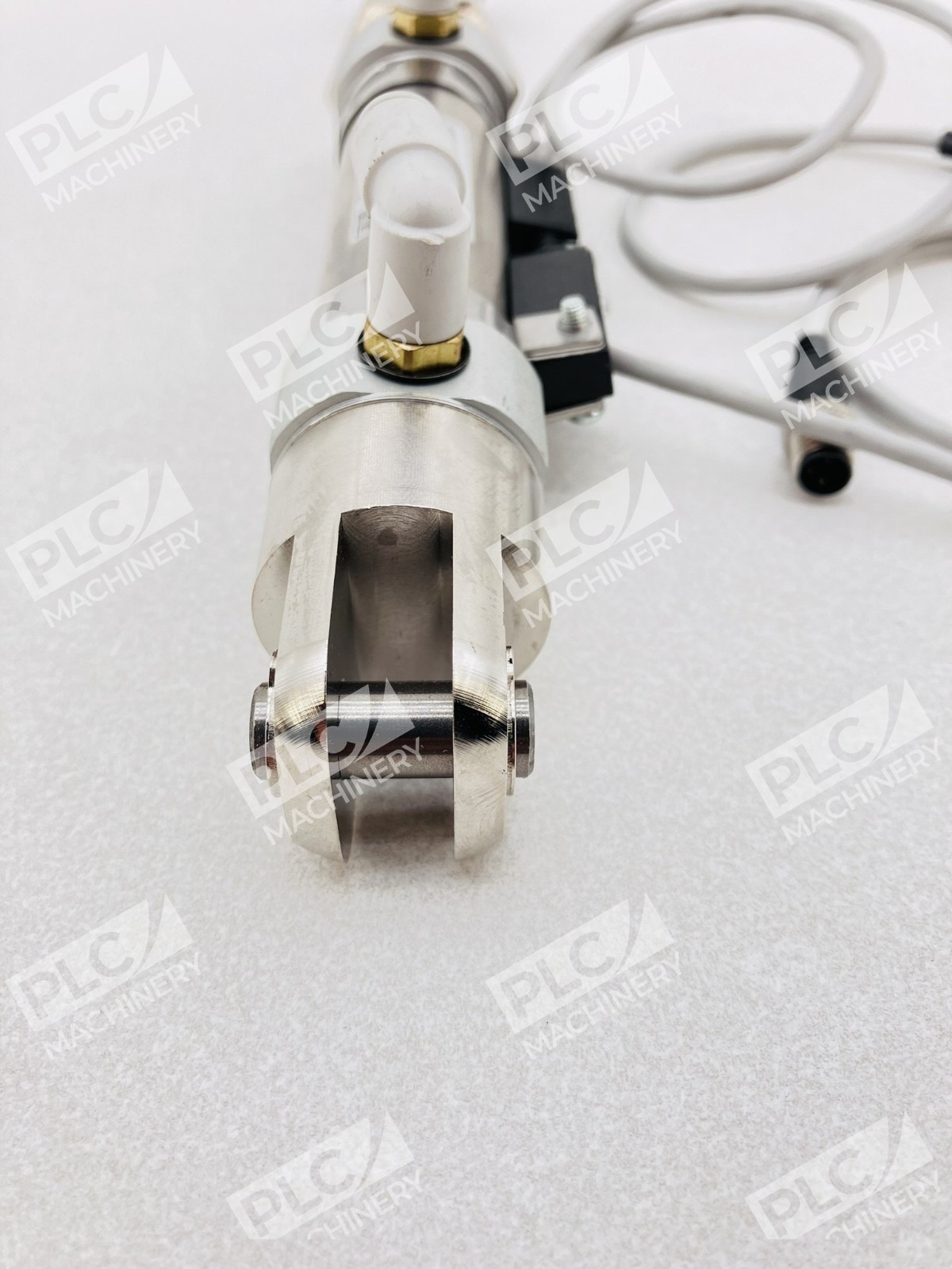 SMC CDM2D25-50Z Pneumatic Cylinder Double Acting - Image 5