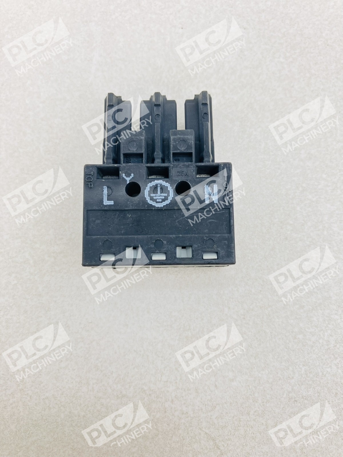 Wago 770-203 Winsta Midi 3-Pole Plug Code A 4mm Connector lots of 24 - Image 4