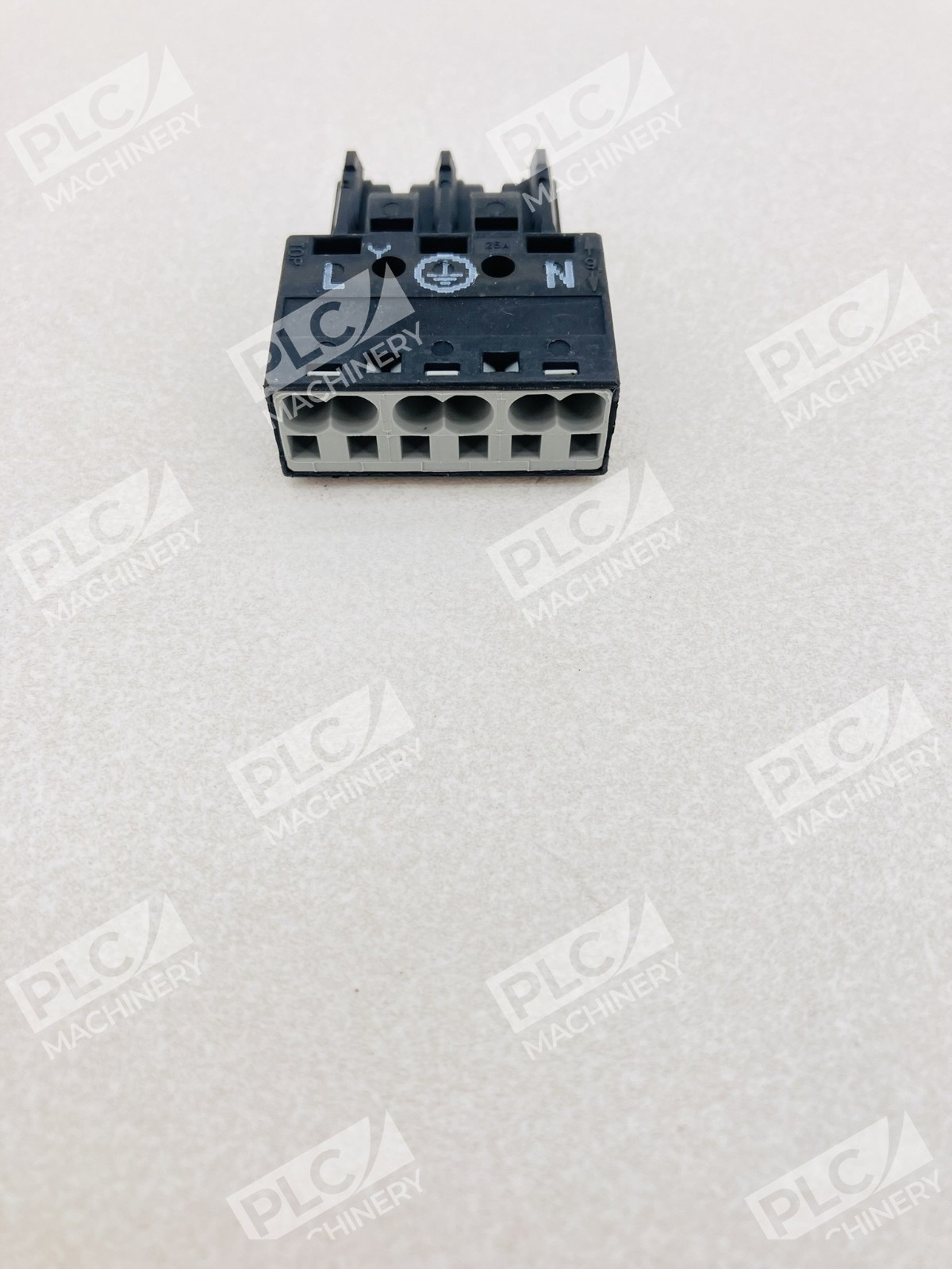 Wago 770-203 Winsta Midi 3-Pole Plug Code A 4mm Connector lots of 24 - Image 5