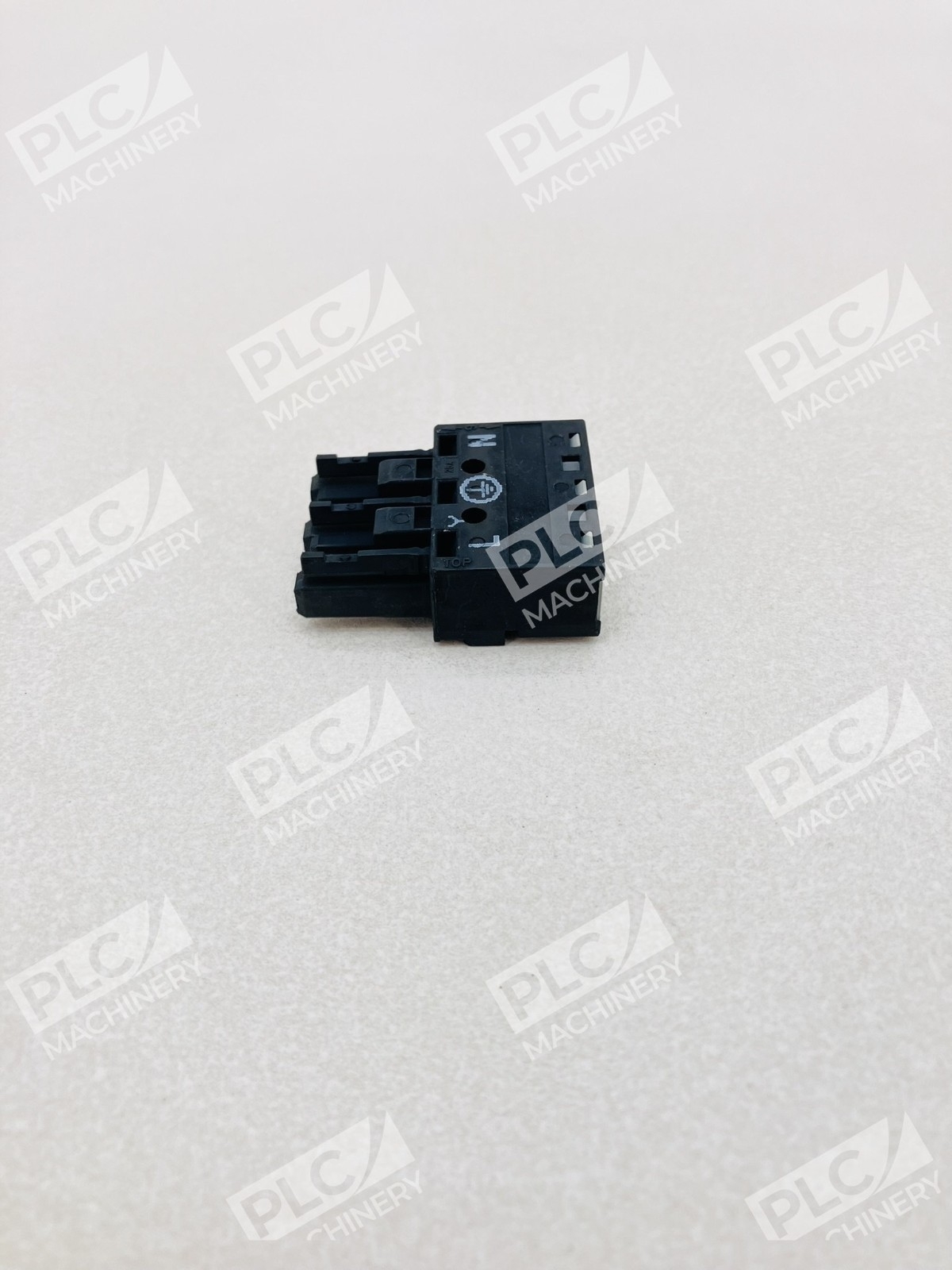 Wago 770-203 Winsta Midi 3-Pole Plug Code A 4mm Connector lots of 24 - Image 8