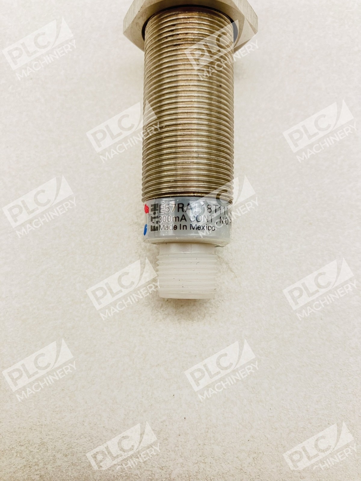 Eaton E57RAL18T111SD Inductive Proximity Sensor - Image 5