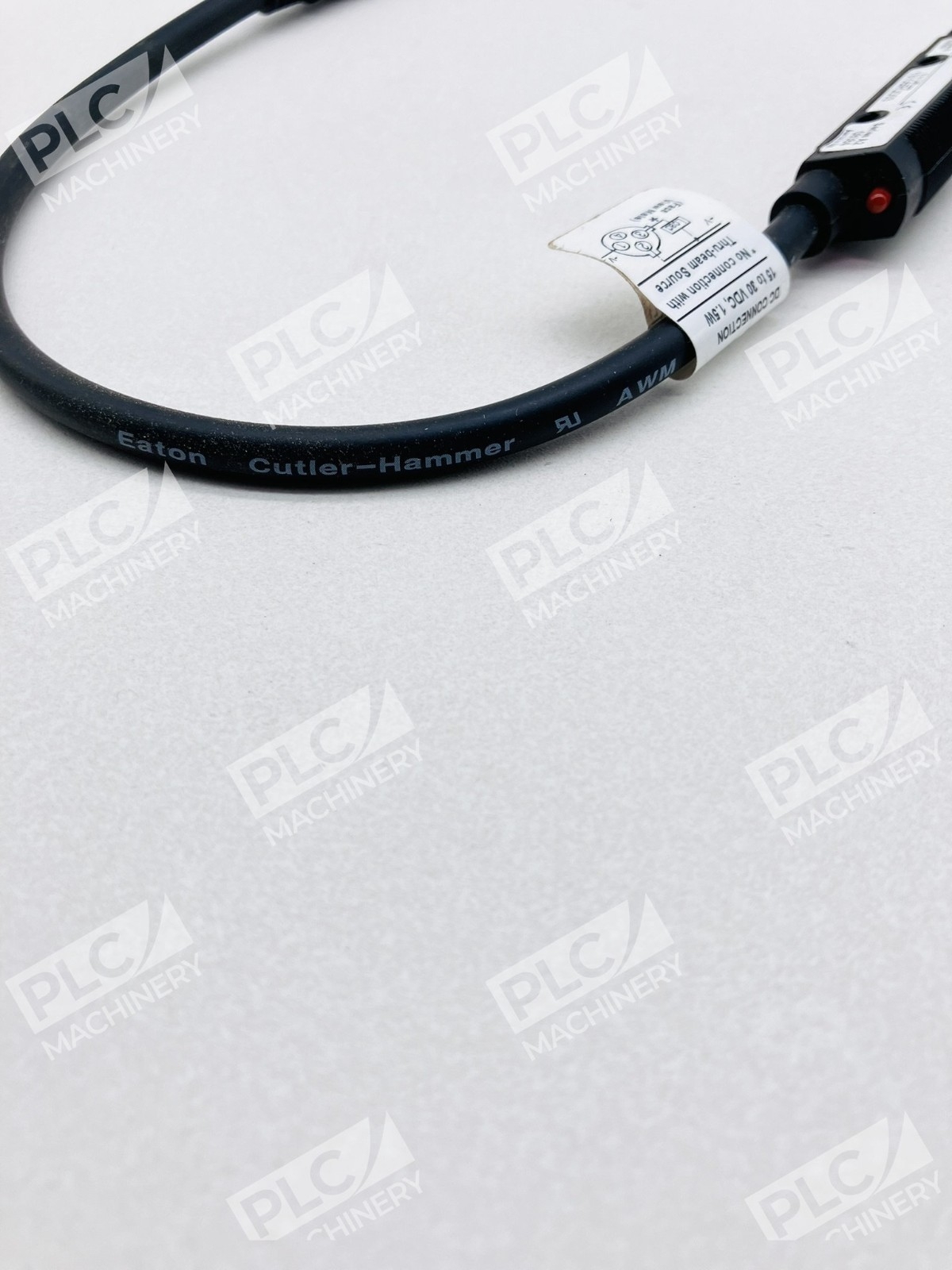 Eaton 13106RQD03 Comet Series Diffuse Reflective Photoelectric Sensor - Image 7