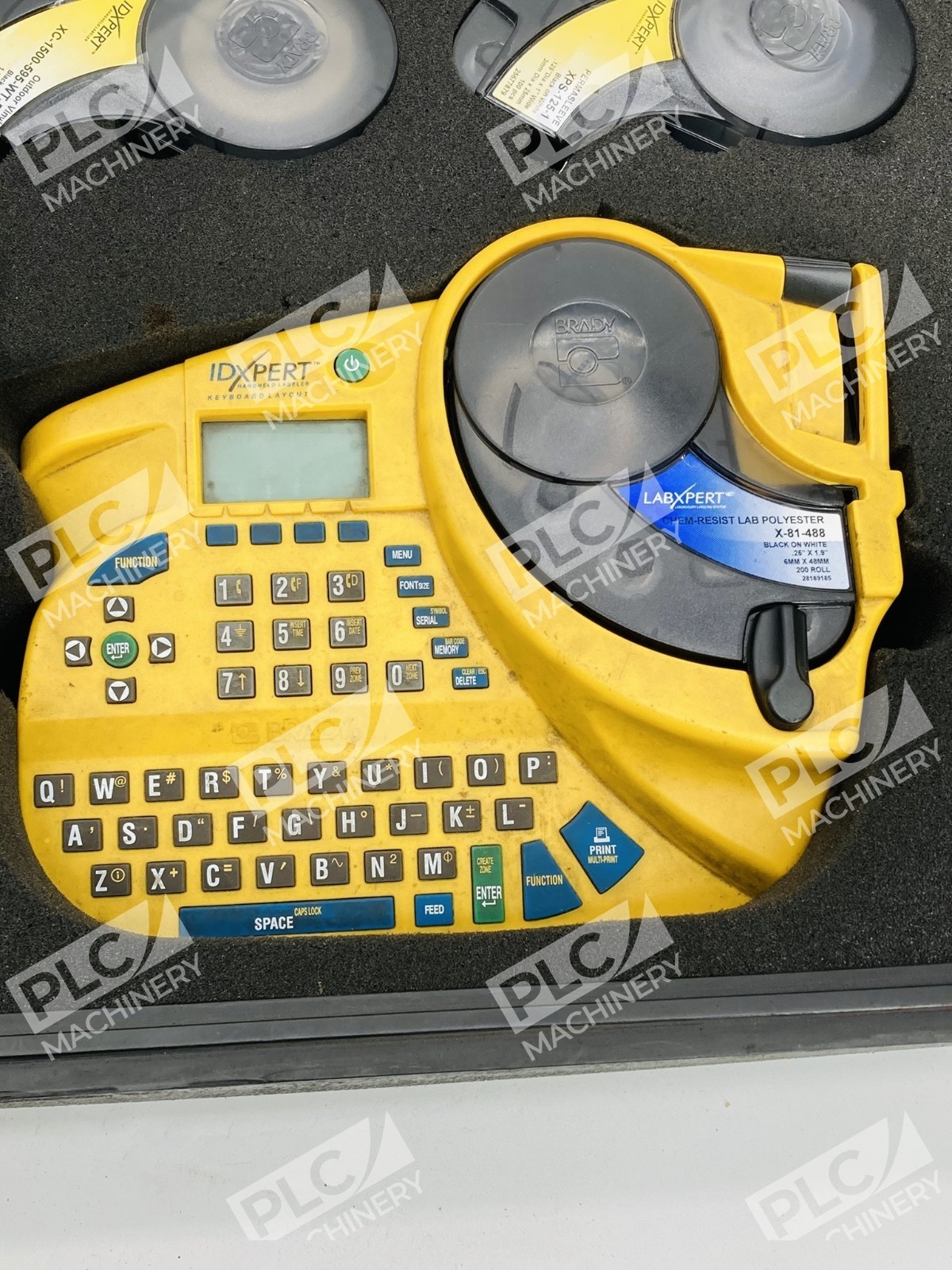 Brady IDXpert Xpert-Key Label Printer Handheld Qwerty 300 DPI w/Case - Image 4