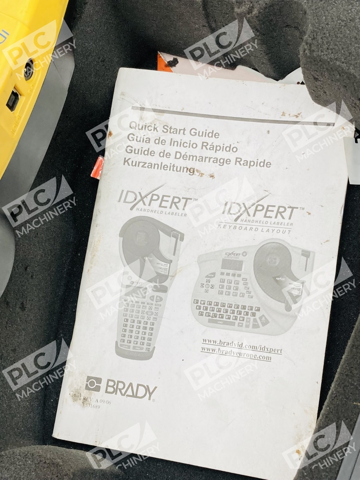 Brady IDXpert Xpert-Key Label Printer Handheld Qwerty 300 DPI w/Case - Image 9