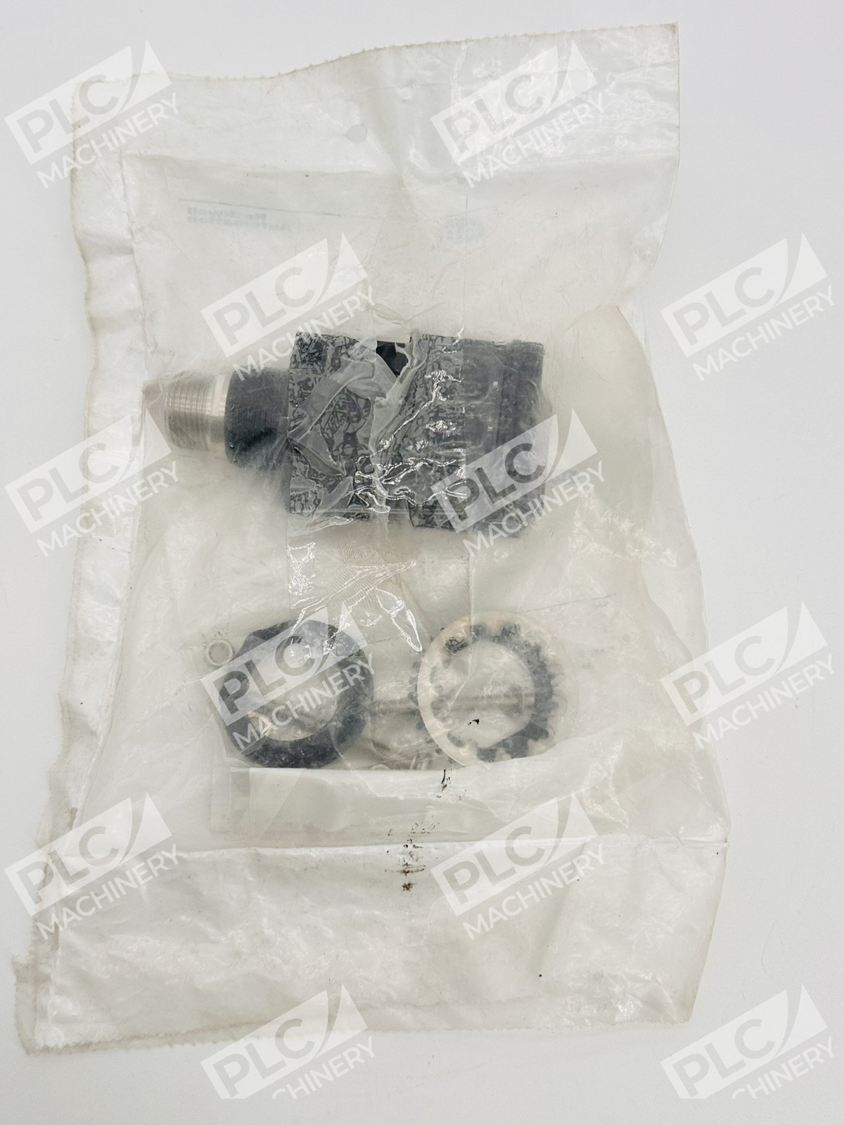Allen Bradley 42GRP-9000-QD1 Series B Photoswitch Diffuse Sensor - Image 4