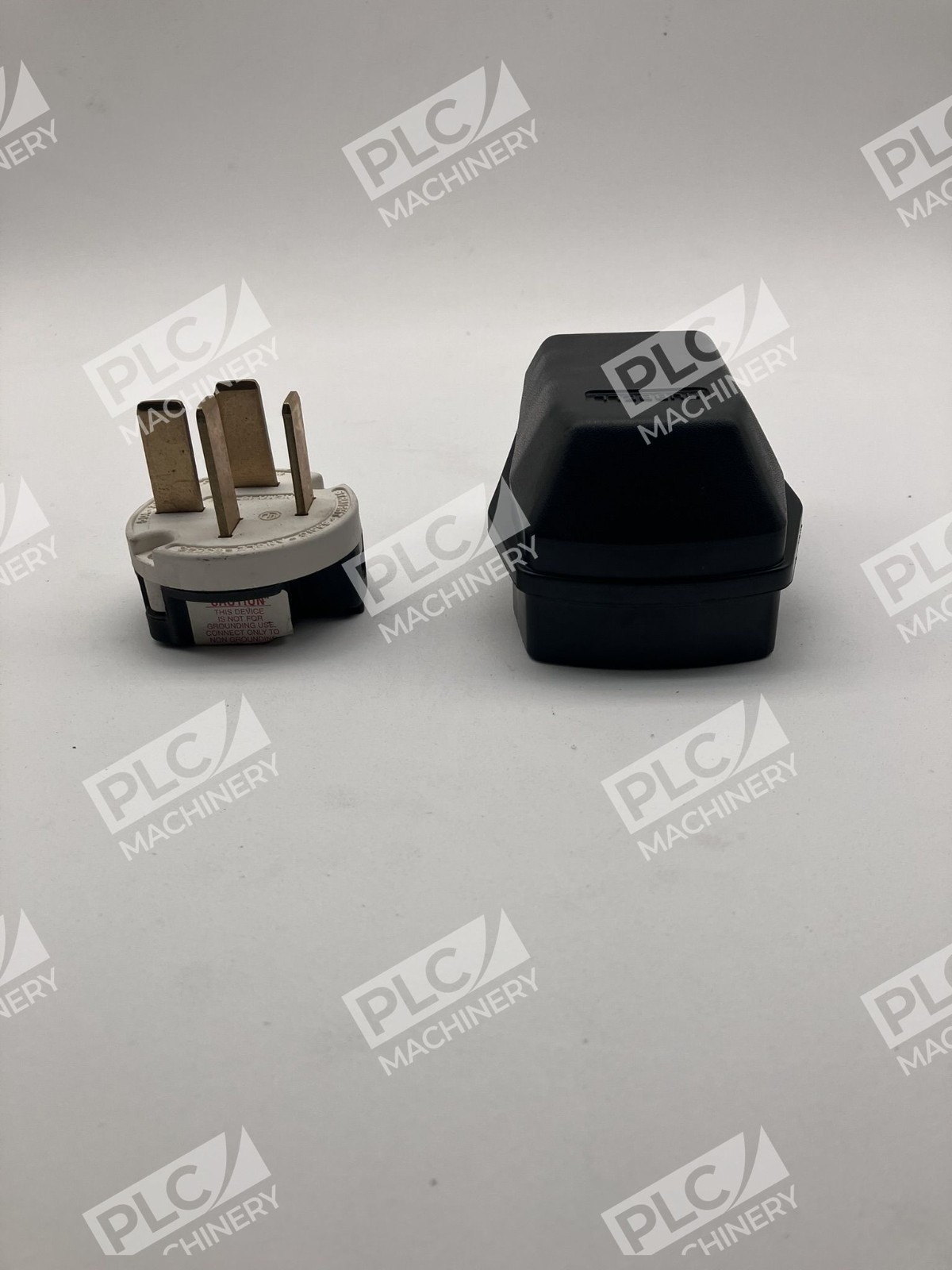 Hubbell P-6297 Industrial Straight Blade Angle Plug w/ Housing - Image 9