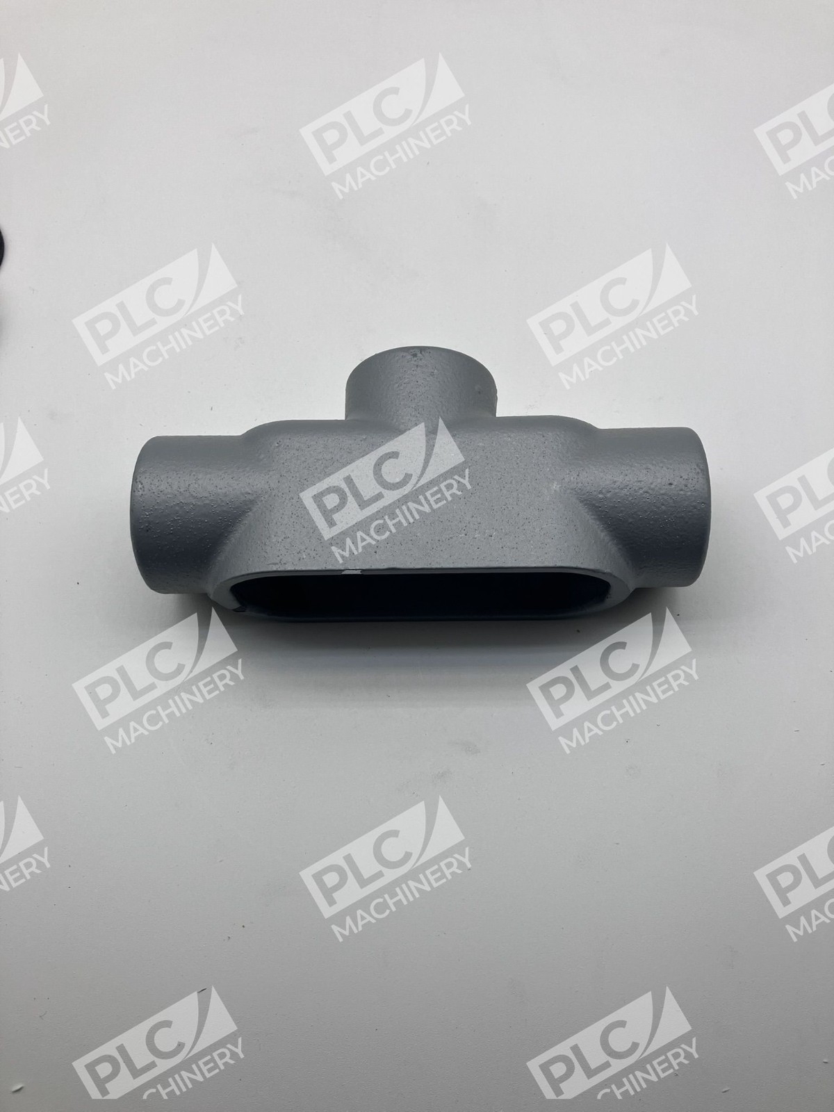 Appleton FM7 1-1/4" T Conduit Body with Cover and Gasket - Image 7