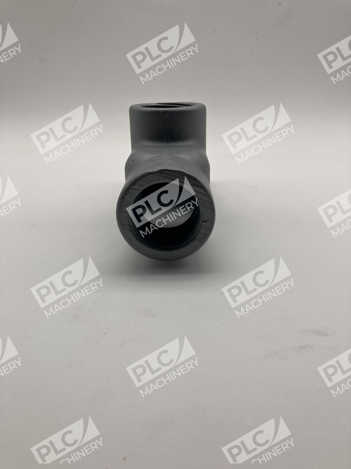 Appleton FM7 1-1/4" T Conduit Body with Cover and Gasket - Image 10