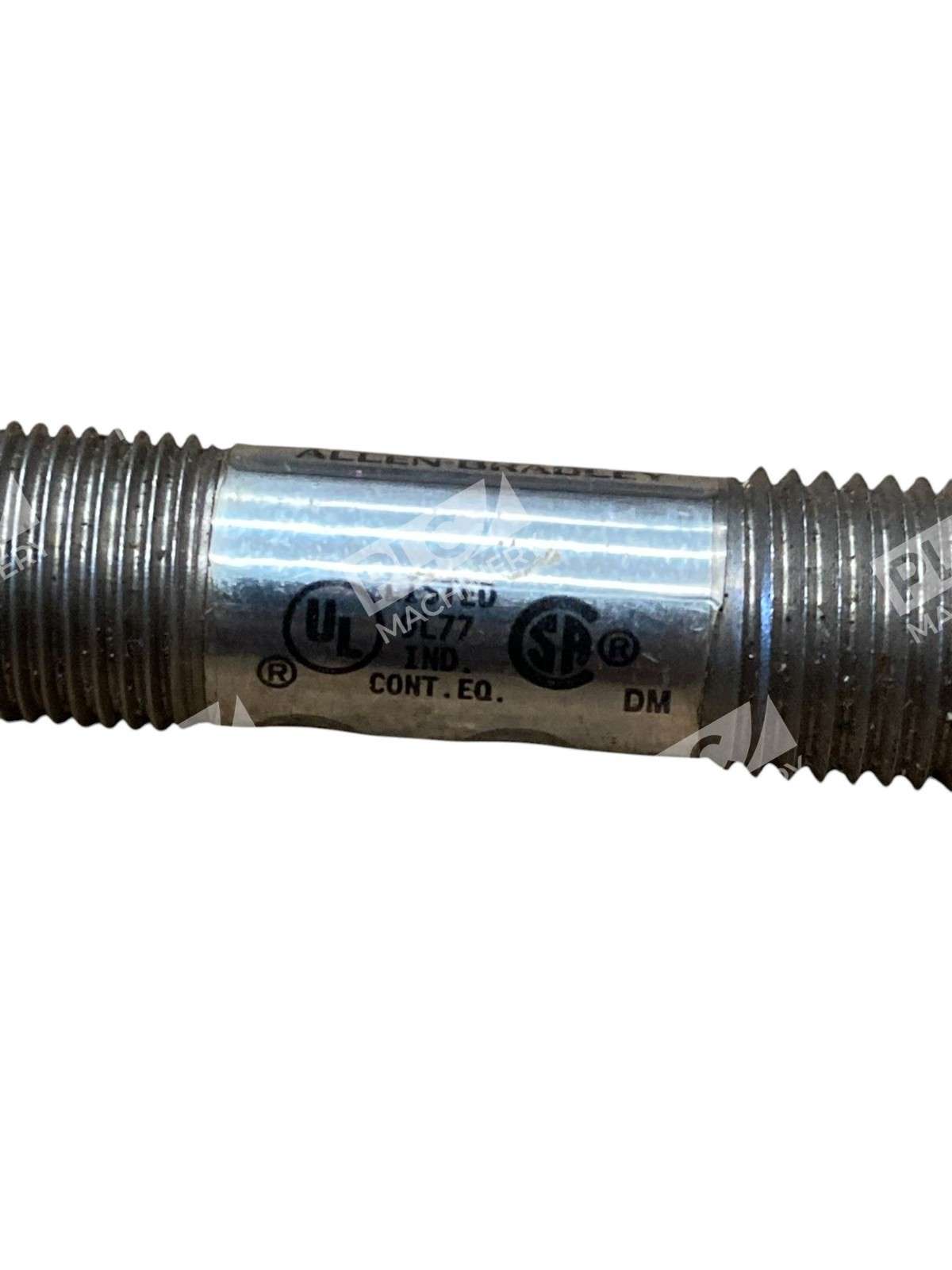 Allen-Bradley 871TM-B4N12-R3 A Metal Face Inductive Sensor - Image 9