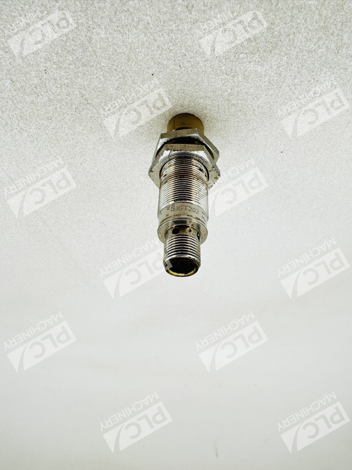 ifm Electronic IGT202 Inductive Proximity Sensor M18 Stainless Steel - Image 2