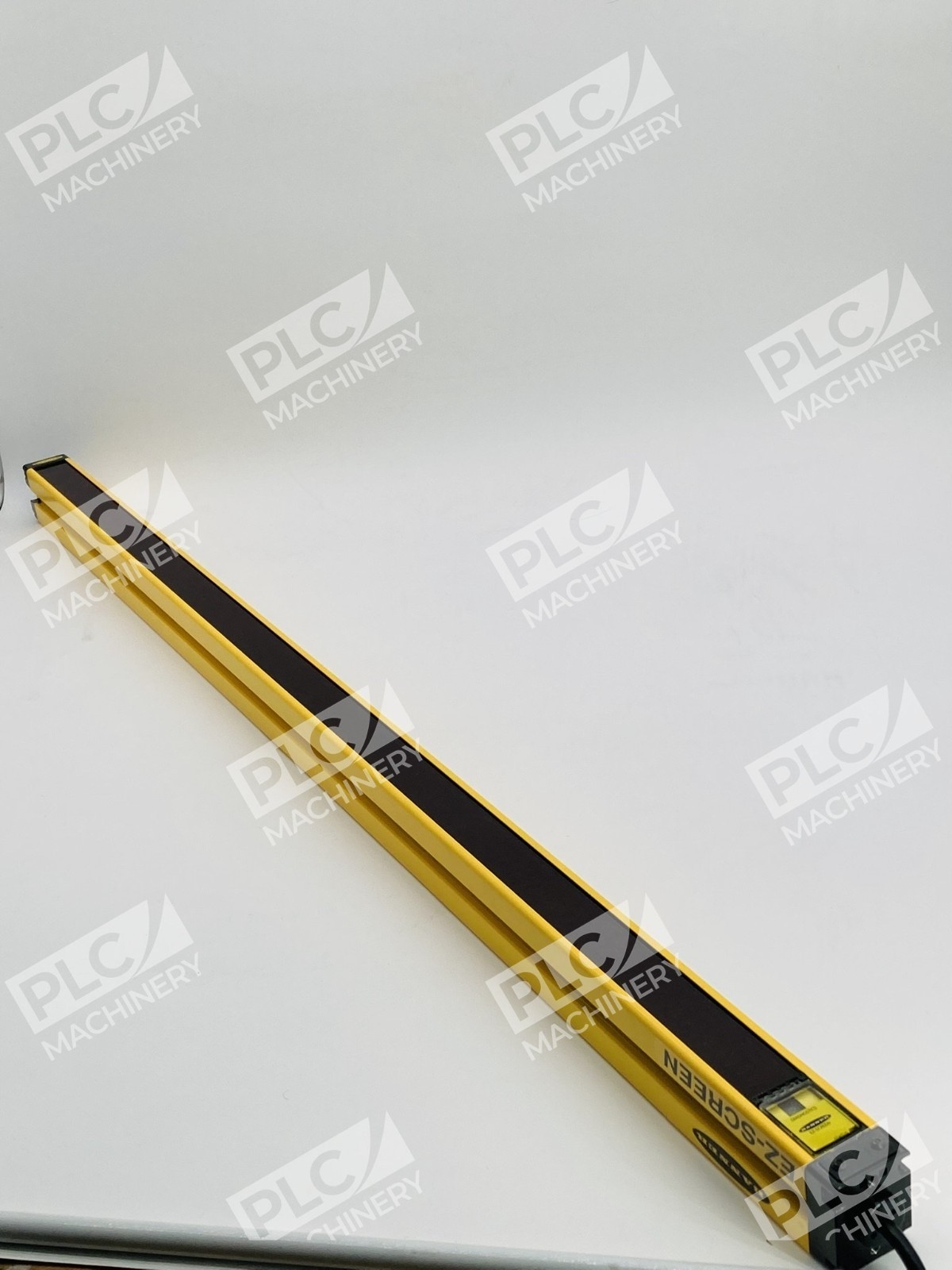 Banner SLSE14-900P8 EZ-Screen Light Curtain Emitter 900mm 24VDC