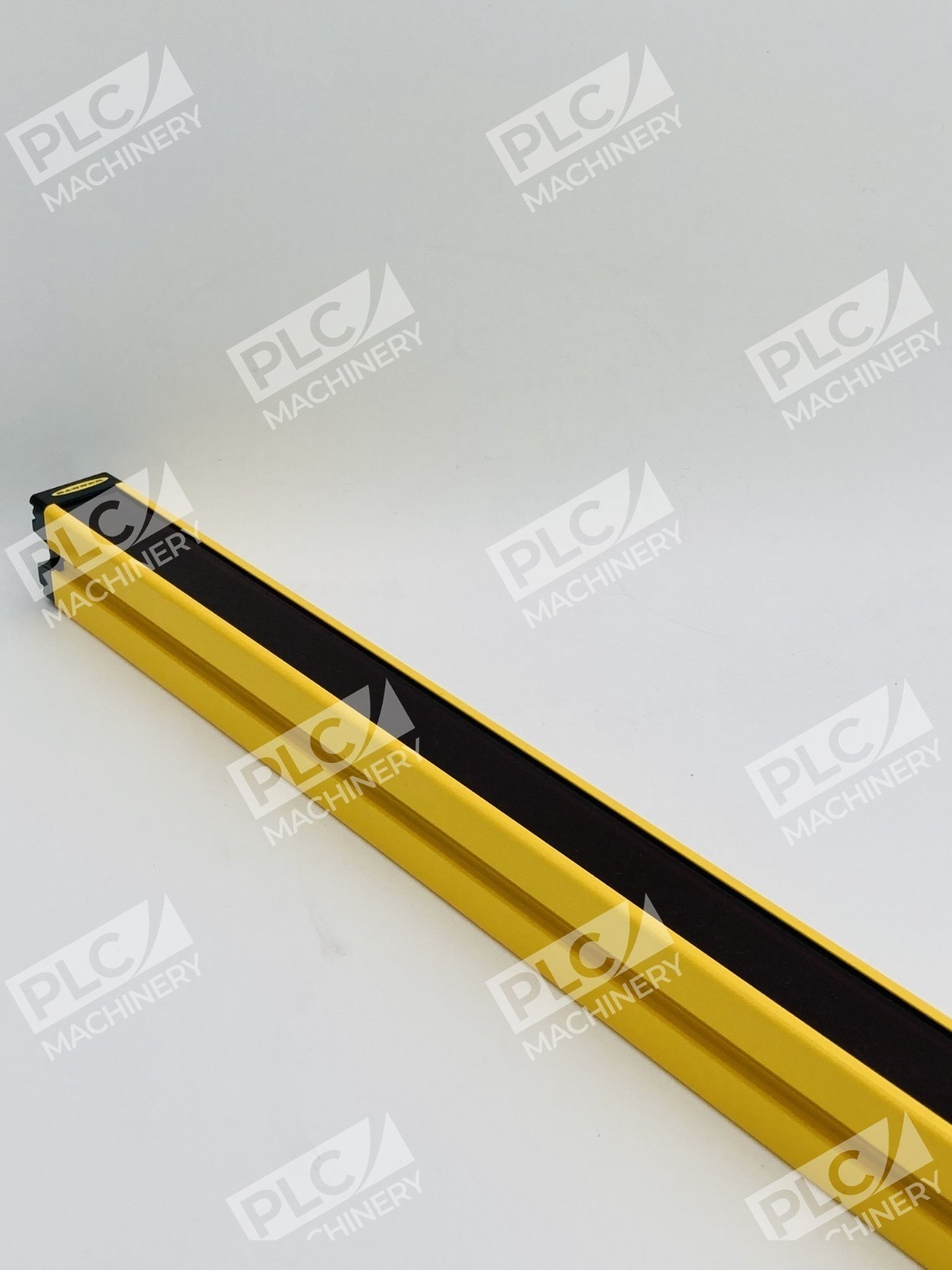 Banner SLSE14-900P8 EZ-Screen Light Curtain Emitter 900mm 24VDC - Image 2