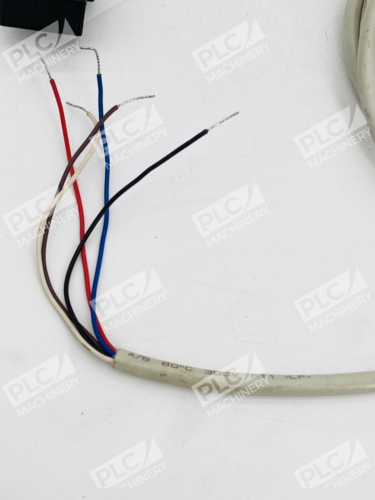 Eaton / Cutler-Hammer E65CBL2 Photoelectric Diffuse Sensor - Image 2