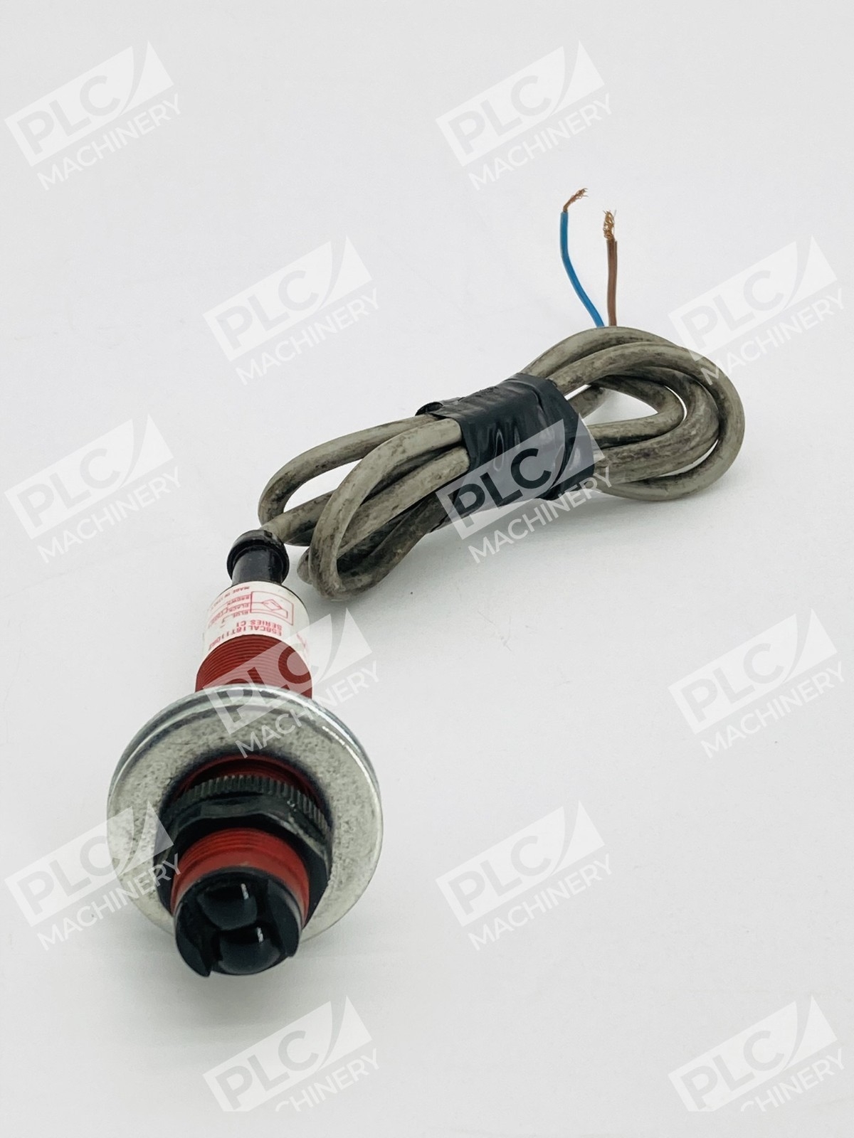 Eaton E58CAL18T110R2 Photoelectric Sensor Series C1 - Image 4