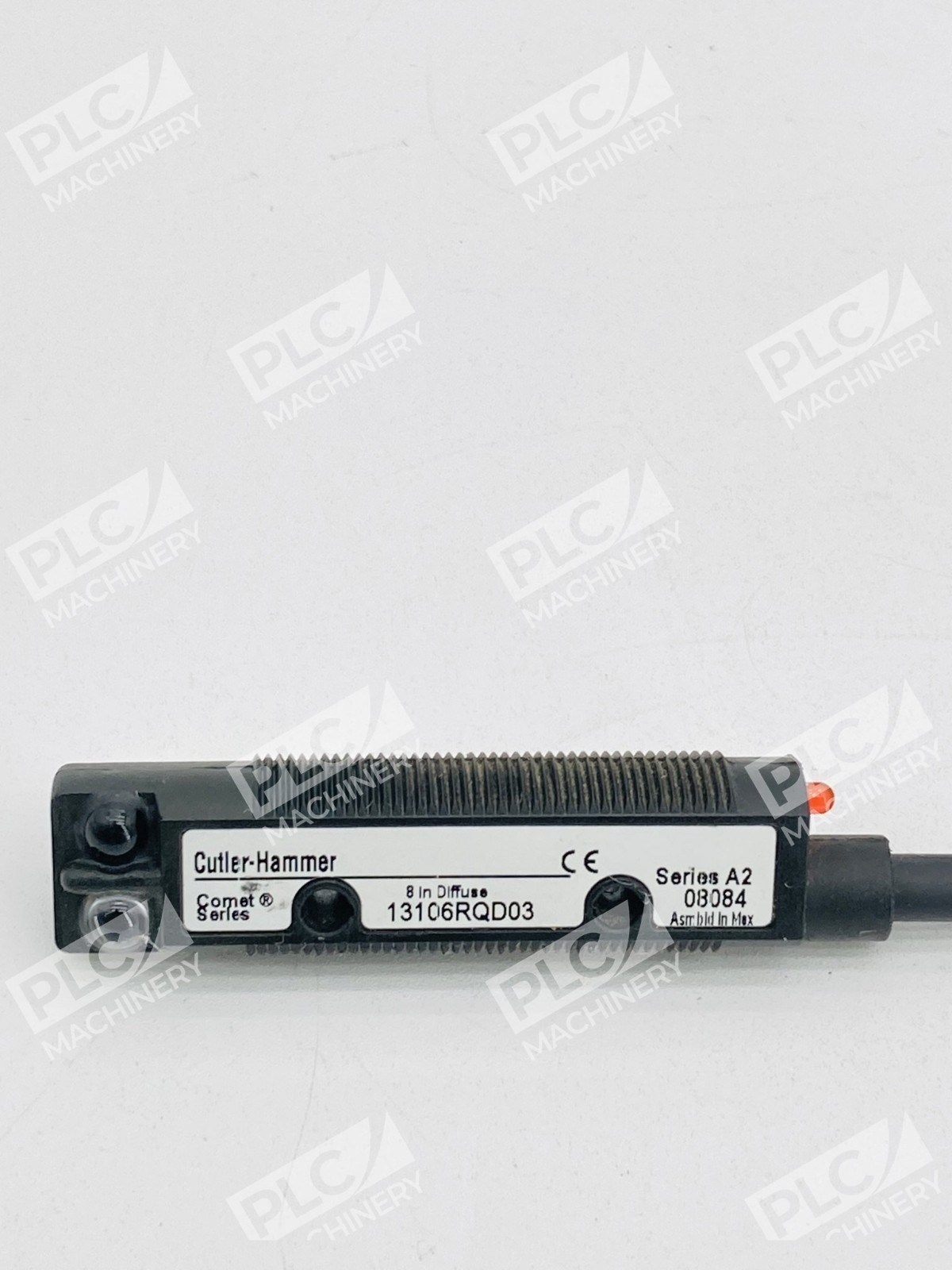 Eaton 13106RQD03 Comet Photoelectric Sensor Right Angle Diffuse Ser A2 - Image 4