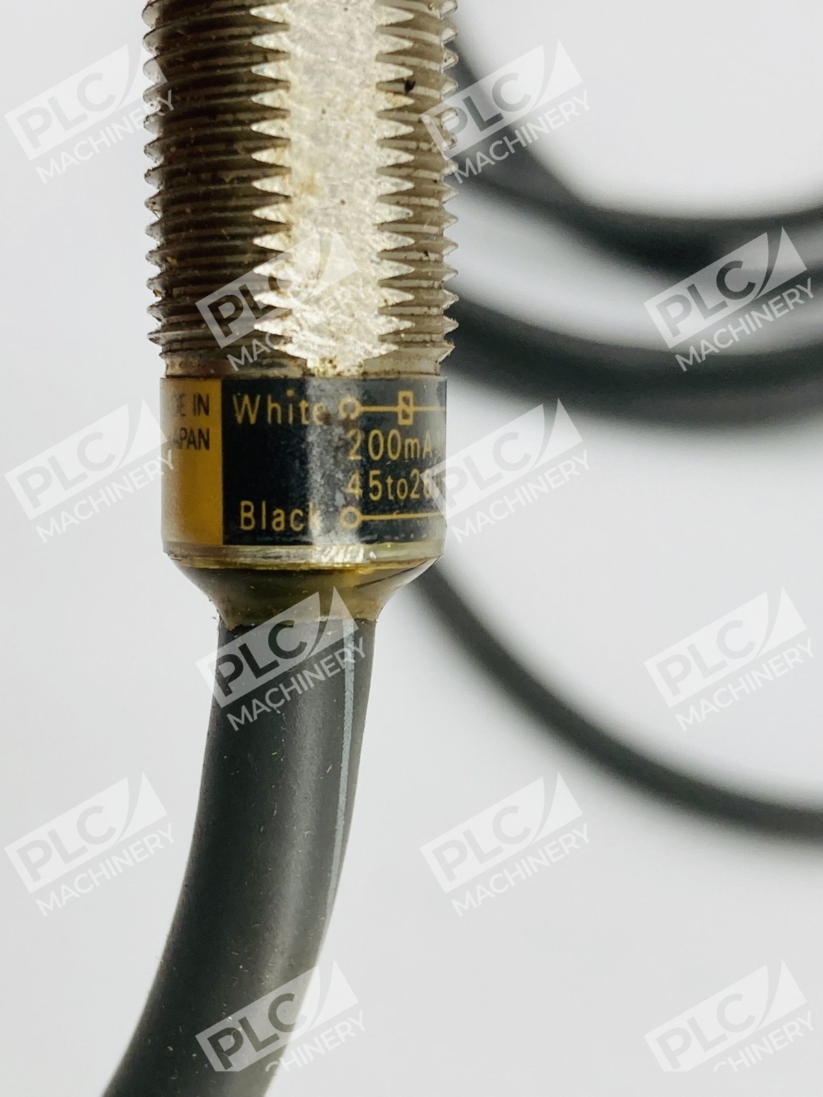 Omron TL-X2Y1 Inductive Proximity Sensor - Image 6