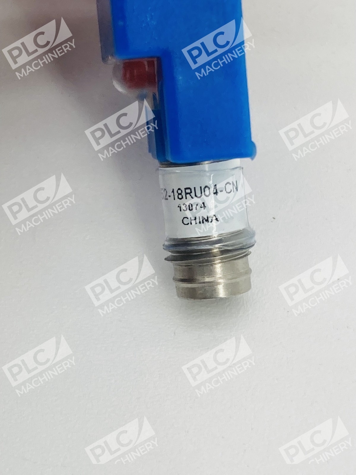 Eaton E52-18RU04-CN Inductive Proximity Sensor E57 - Image 9