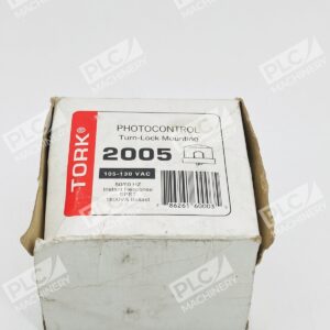 TORK 2005 Photocontrol Turn-Lock Mounting 1800VA Ballast