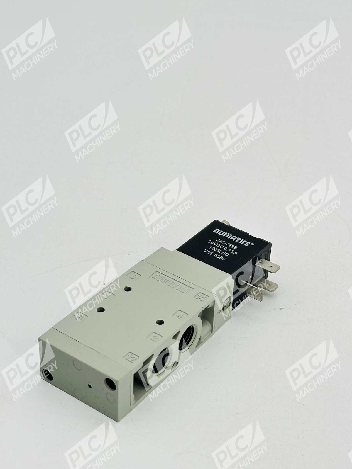 Numatics L12BA452B000061 Solenoid Valve Air Pilot Directional Control - Image 2