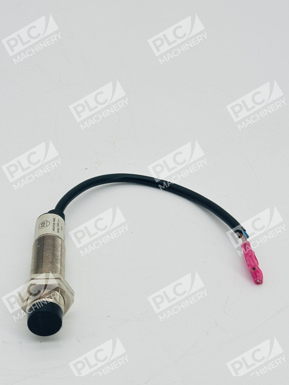 Allen Bradley 871C-P8B18 Cylindrical Inductive Proximity Switch Ser A