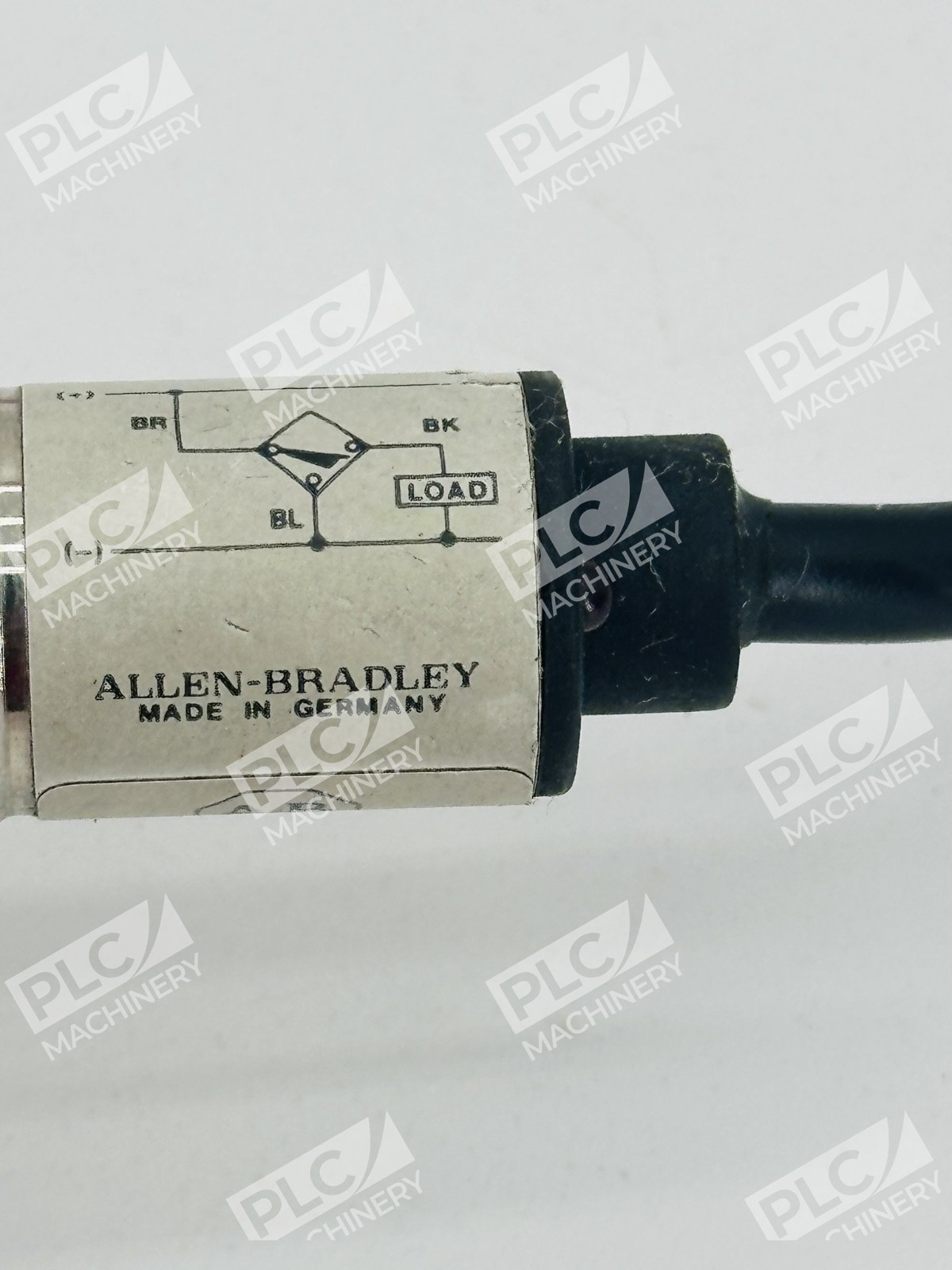 Allen Bradley 871C-P8B18 Cylindrical Inductive Proximity Switch Ser A - Image 10