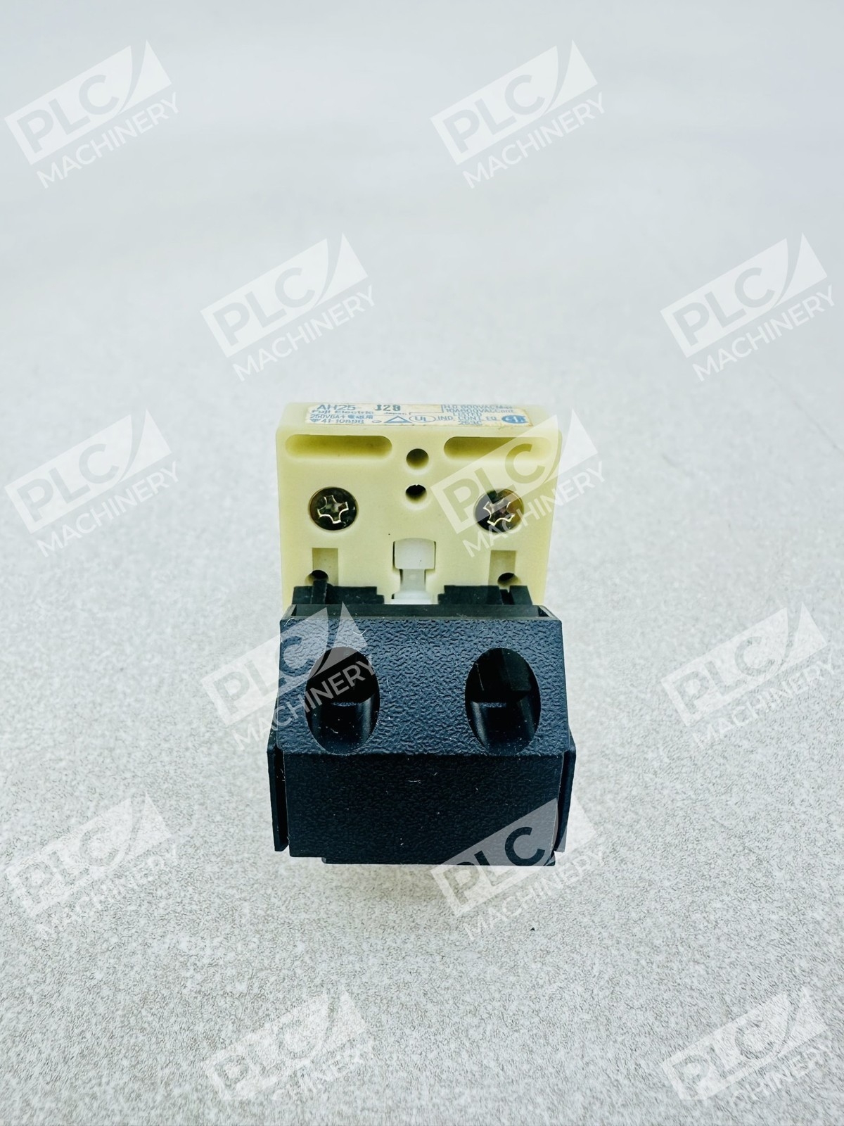 Fuji Electric AH25-J2B Selector Switch - Image 8