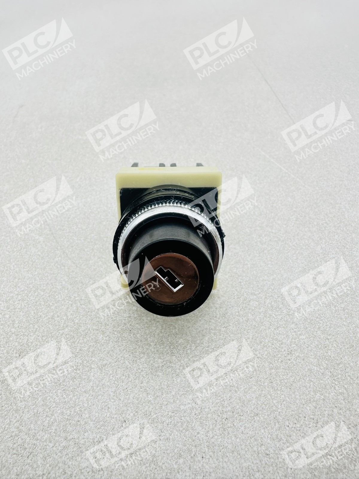 Fuji Electric AH25-J2B Selector Switch - Image 9