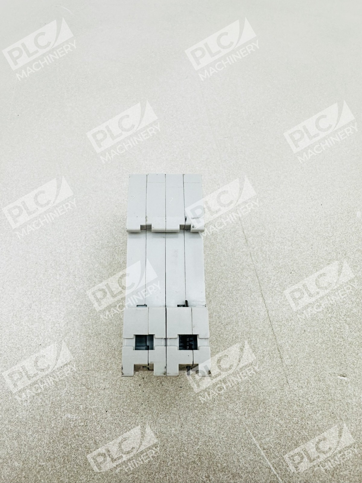 Siemens 5SX22 C2 Miniature Circuit Breaker 480V - Image 10