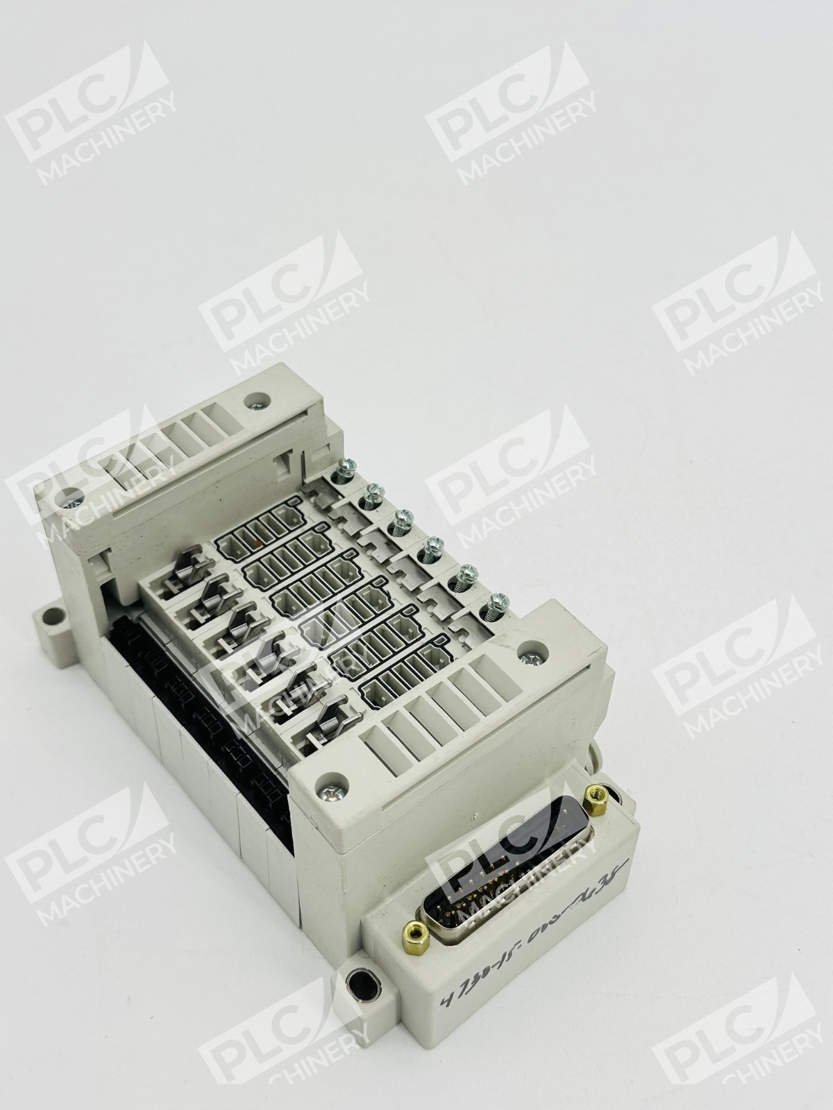 SMC VV5Q11-C01-07-DAL01096 Solenoid Valve Manifold Block - Image 4