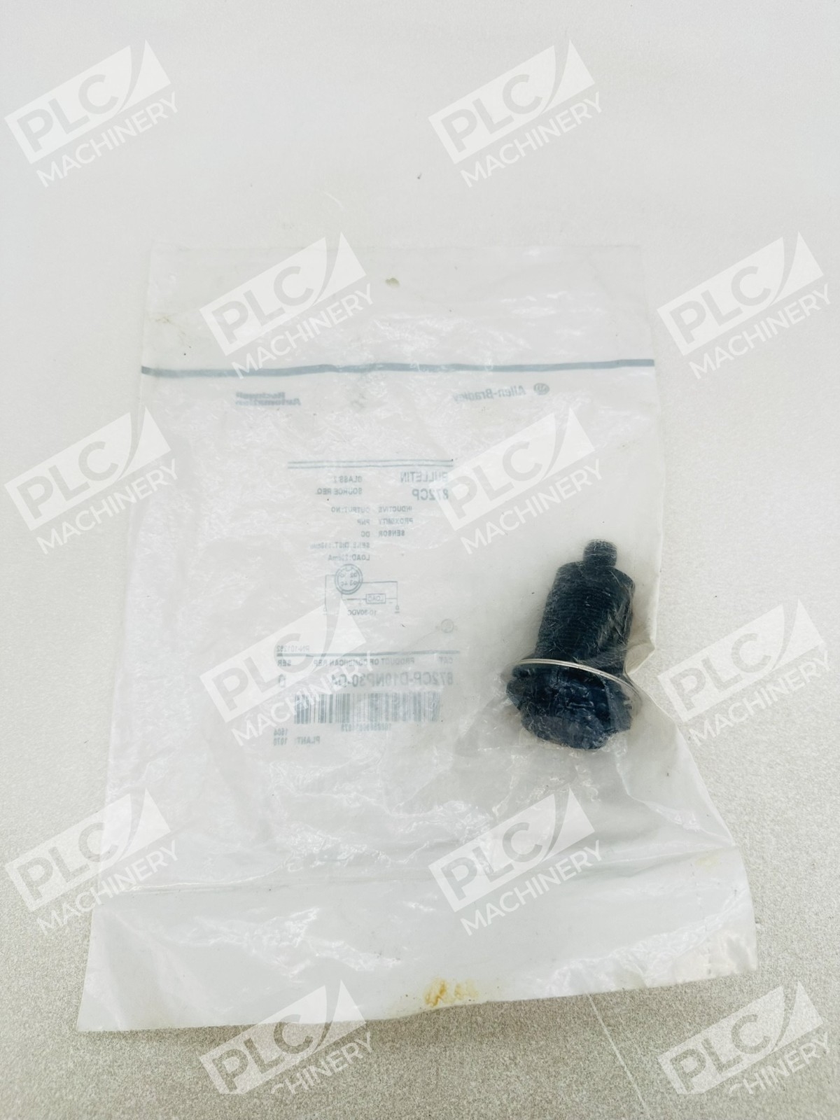 Allen Bradley 872CP-D10NP30-D4 Inductive Proximity Sensor Ser D - Image 4