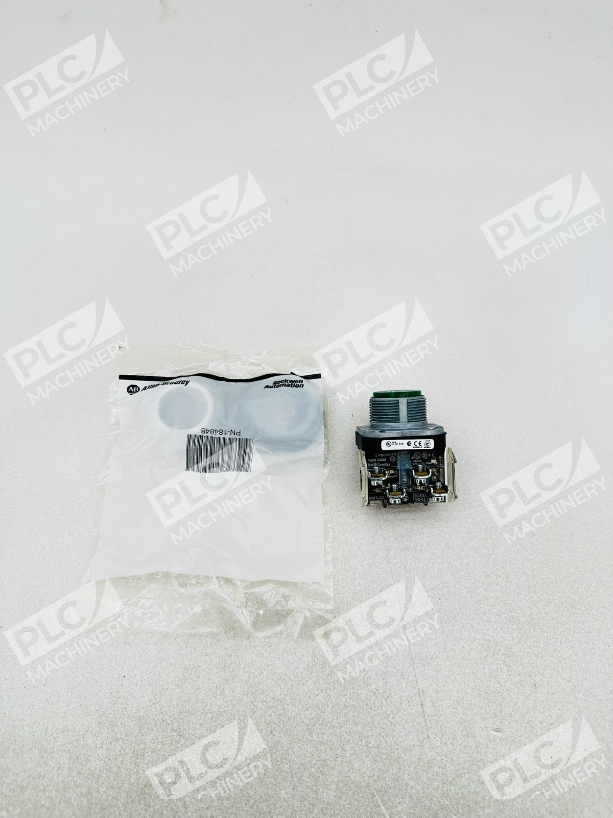 Allen Bradley 800T-A1A Series T 30mm Momentary Push Button 800T PB - Image 2