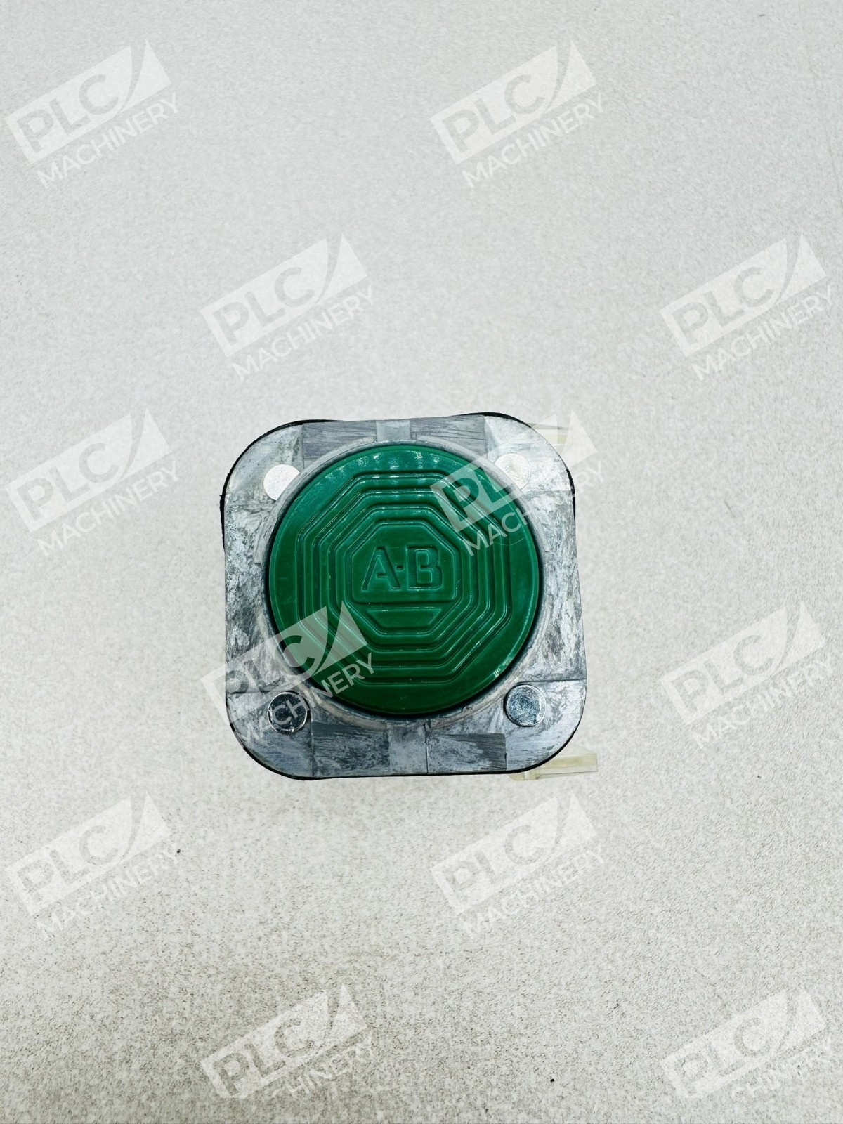 Allen Bradley 800T-A1A Series T 30mm Momentary Push Button 800T PB - Image 7