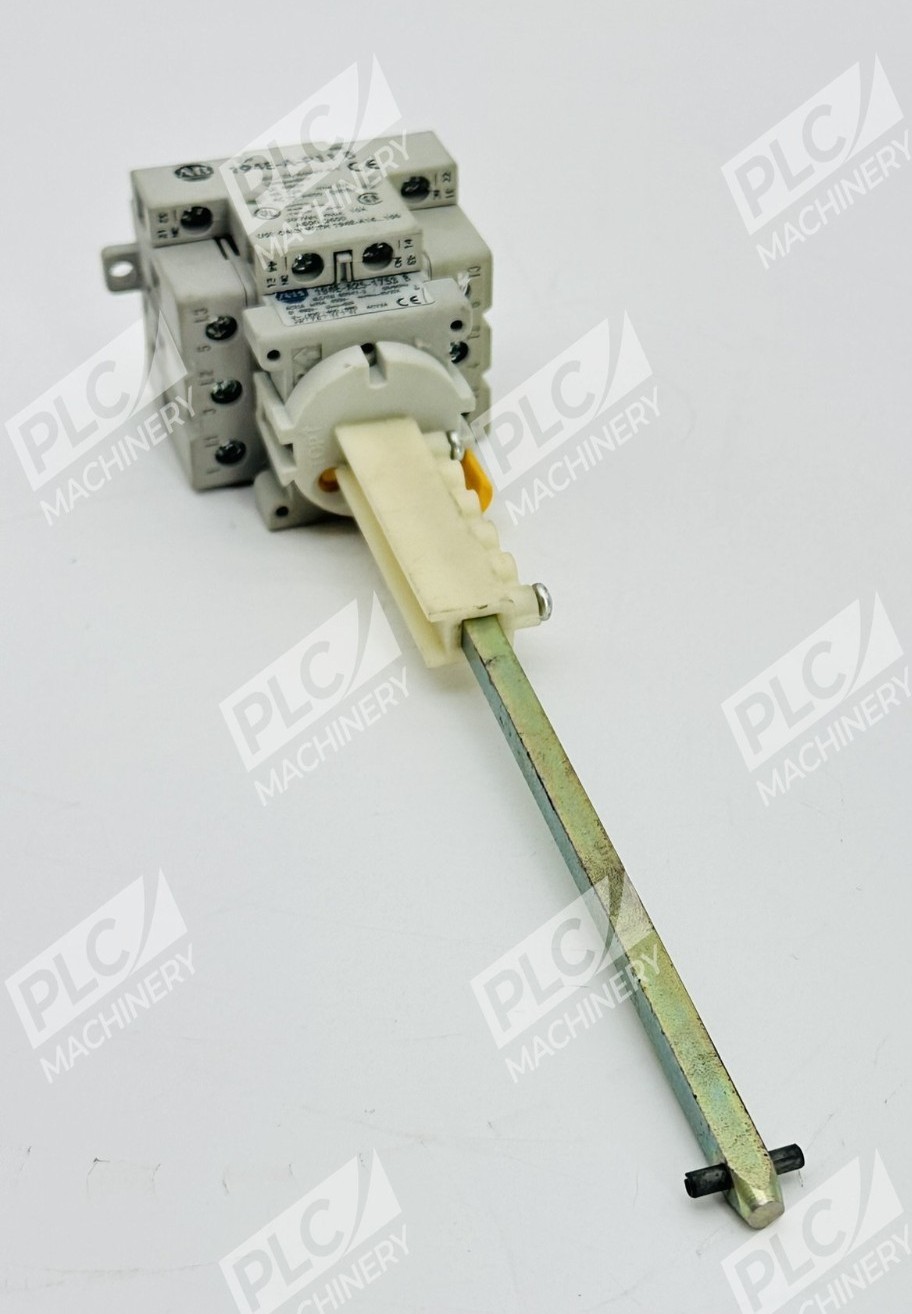 Allen Bradley 194E-A25-1753 Load Disconnect Switch w/ 194E-A-P11 Aux Con Ser B