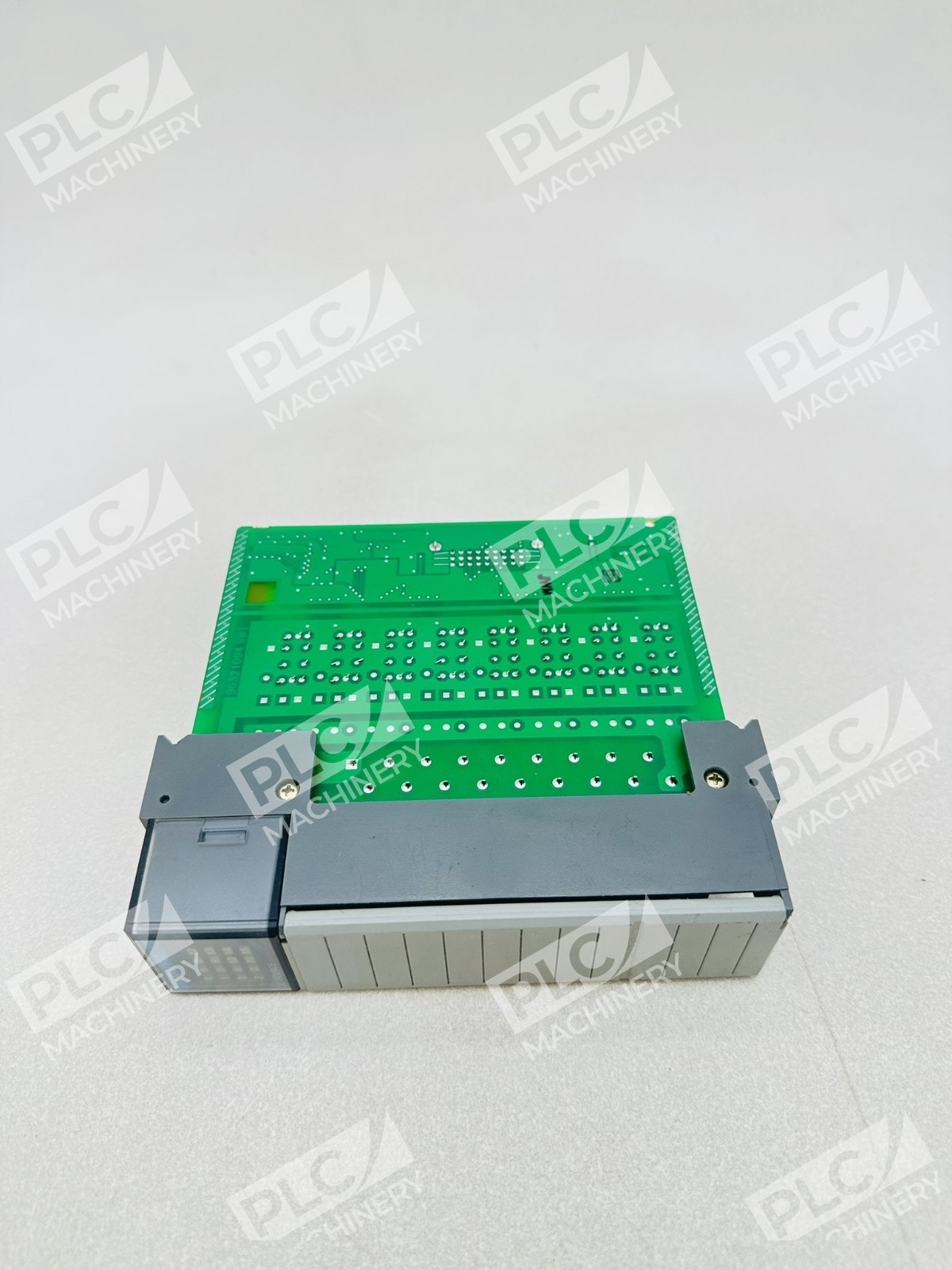 Allen Bradley 1746-OB16 SLC 500 Output Module Ser D - Image 8