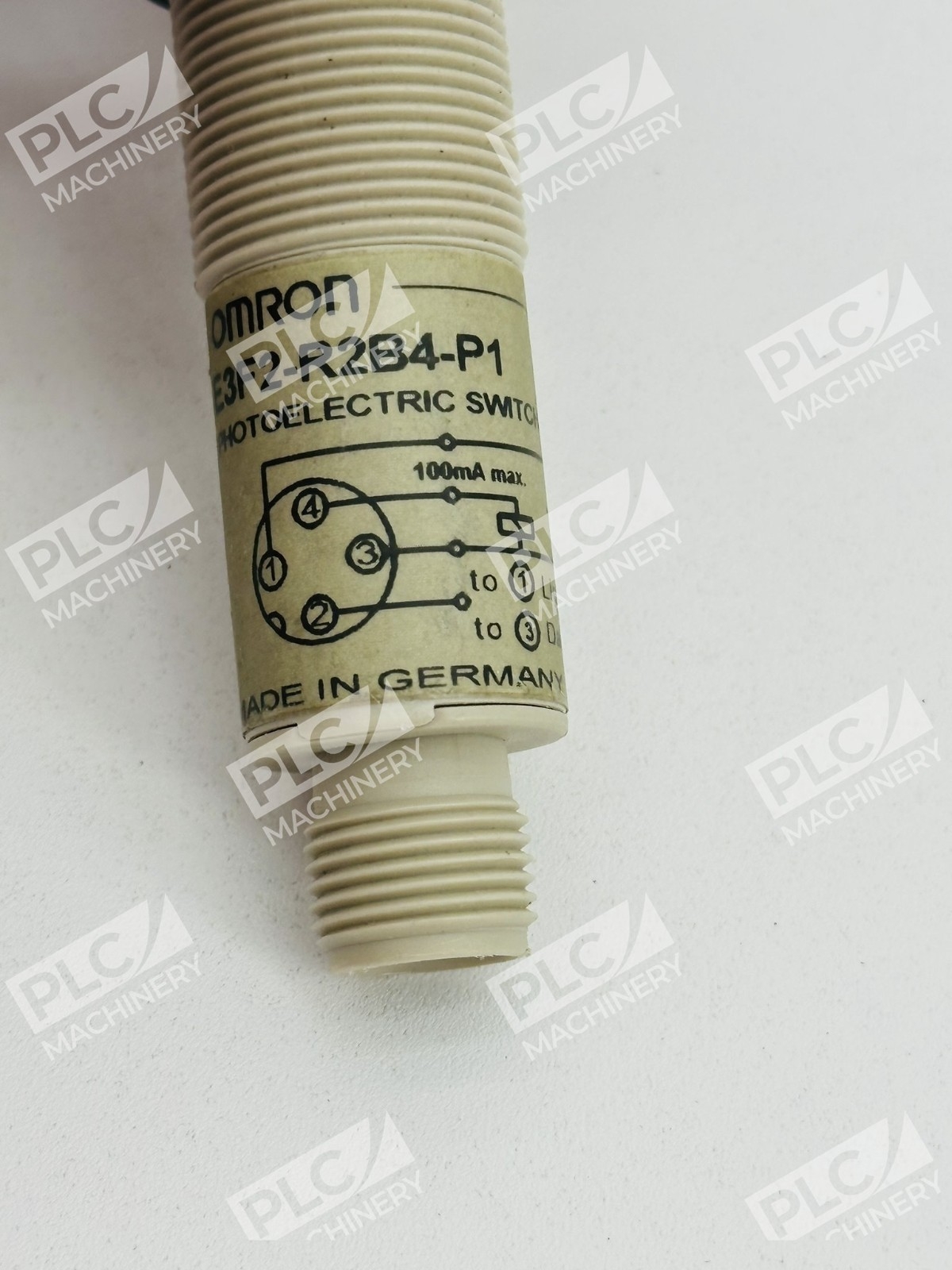 Omron E3F2-R2B4-P1 Photoelectric Sensor - Image 7