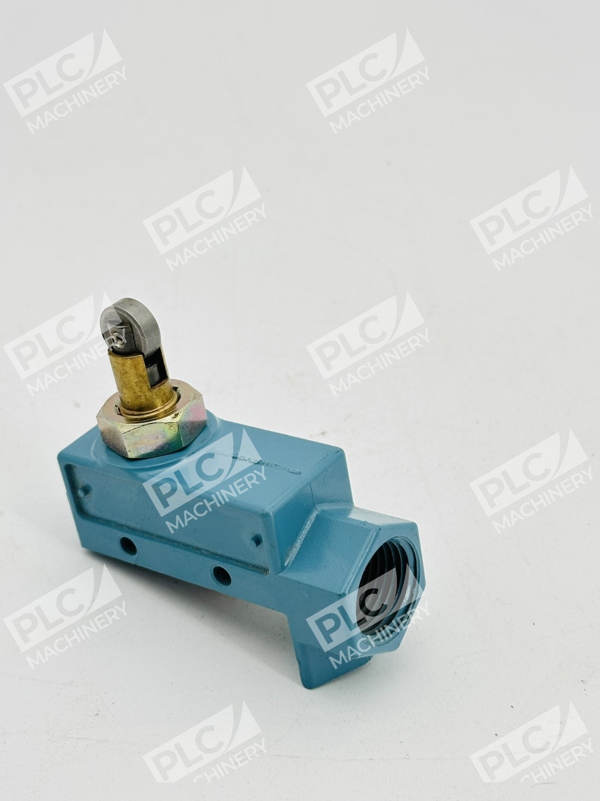 Honeywell BZE6-2RQ8 Micro Switch Limit Switch - Image 3