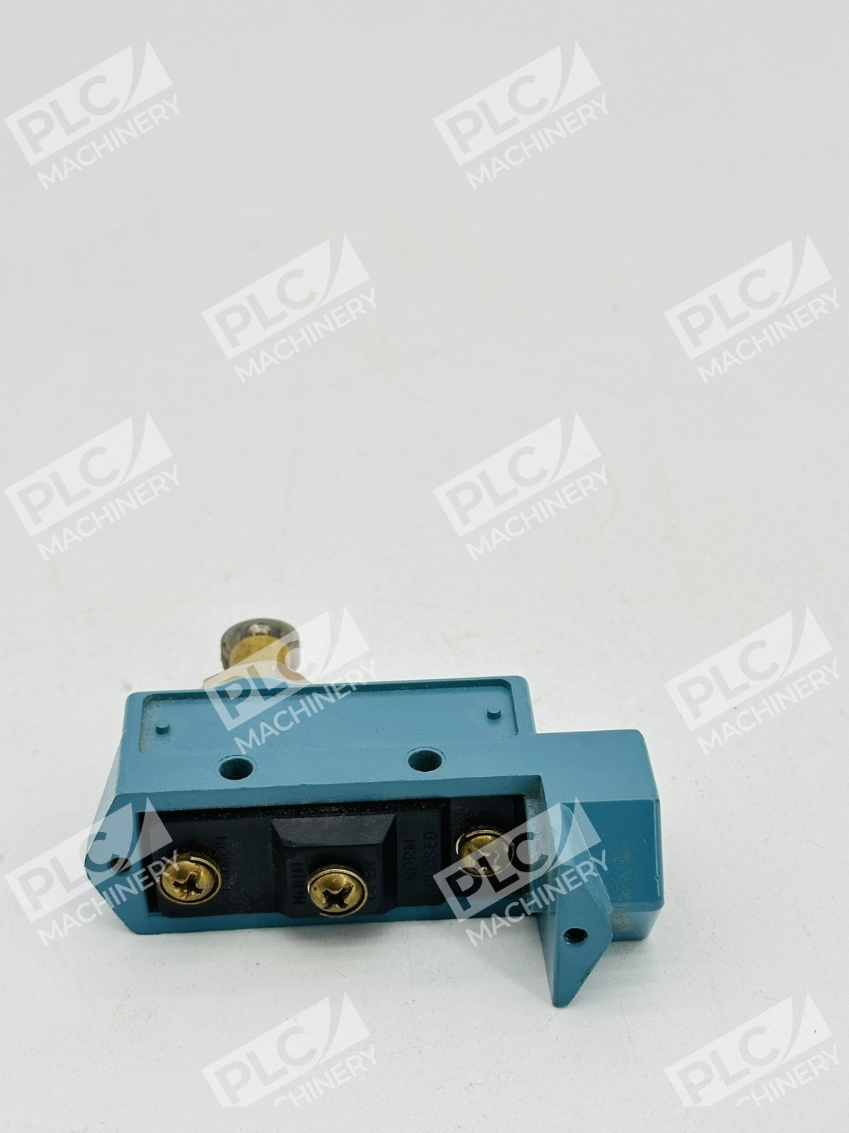 Honeywell BZE6-2RQ8 Micro Switch Limit Switch - Image 4