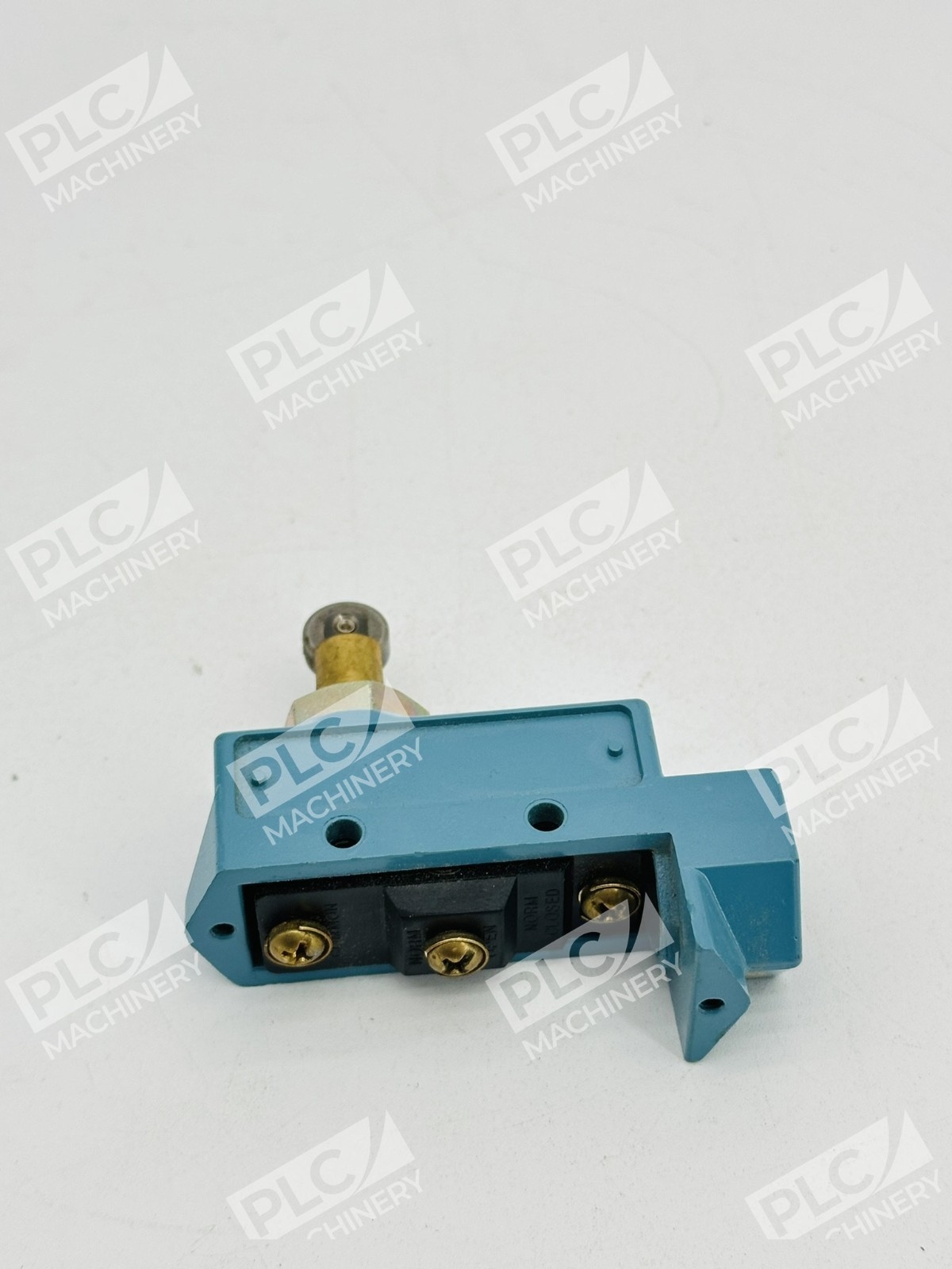 Honeywell BZE6-2RQ8 Micro Switch Limit Switch - Image 5