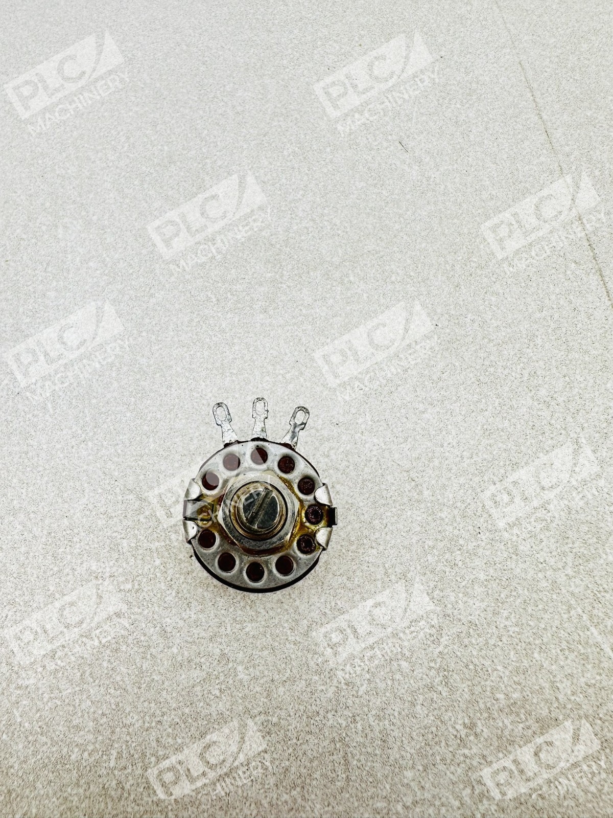 Allen Bradley JAIN056S102UA Potentiometer RV4NAYSD102A 1.0kΩ - Image 5