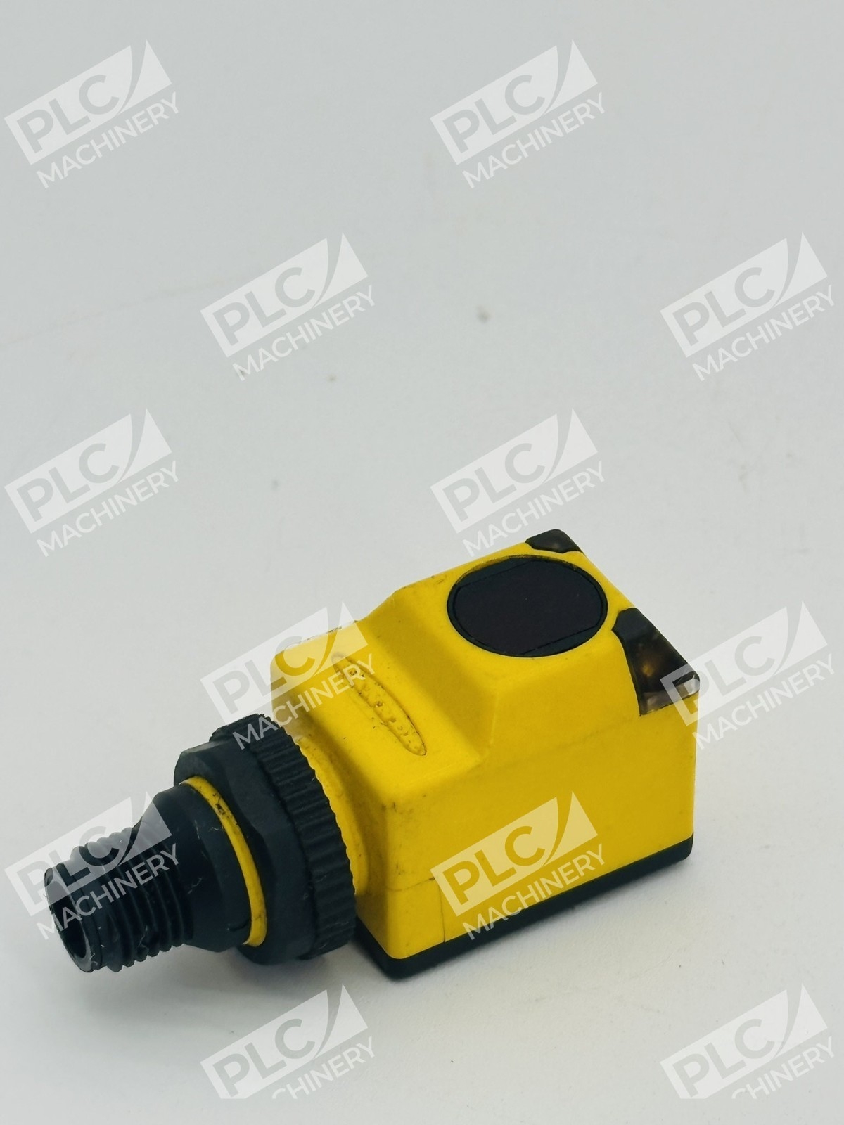 Banner Q25AW3LPQ1 Polarized Retroreflective Photoelectric Sensor - Image 3
