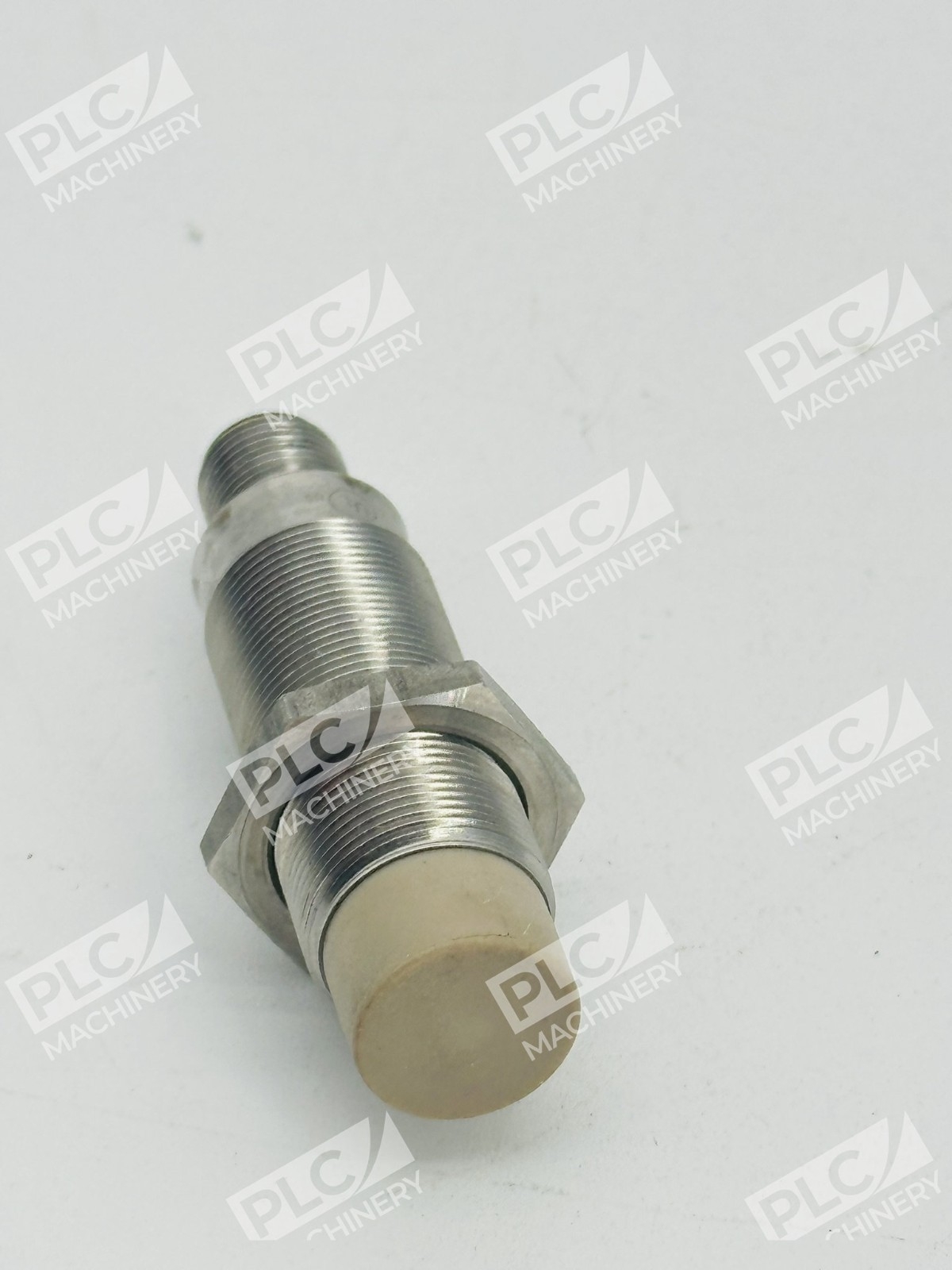 ifm Electronic IGT202 Inductive Proximity Sensor - Image 3