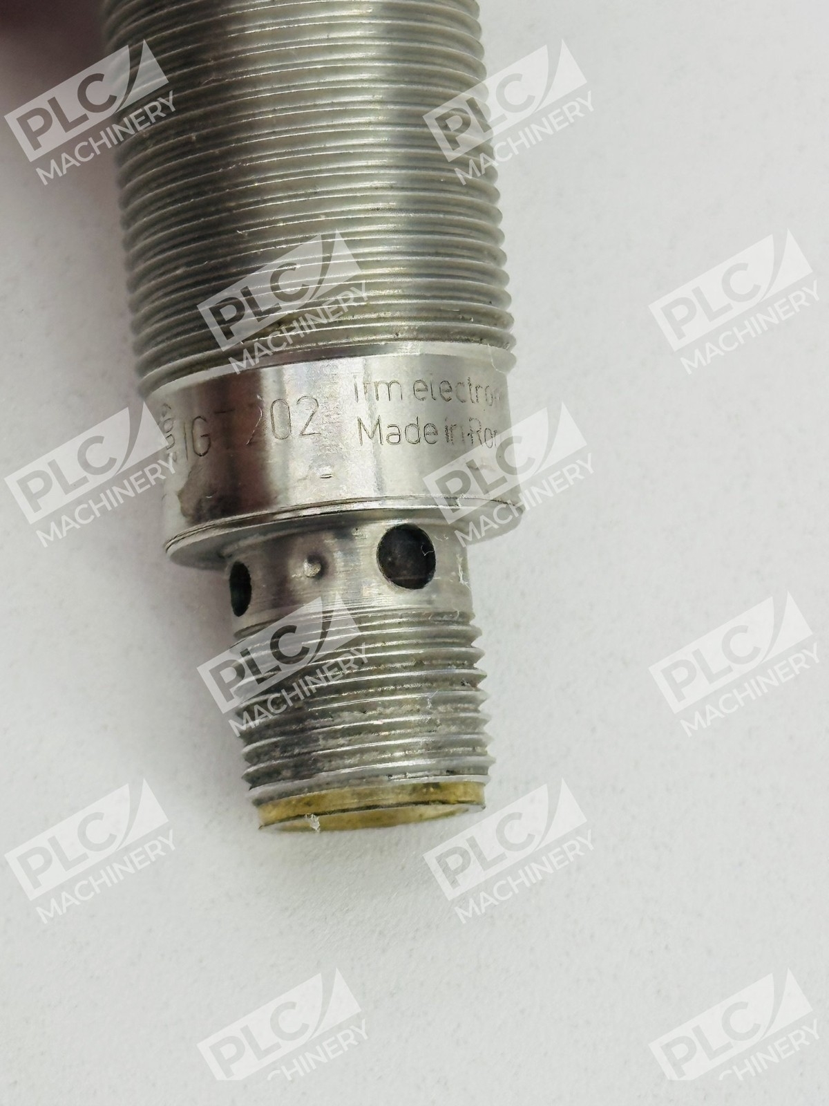 ifm Electronic IGT202 Inductive Proximity Sensor - Image 7