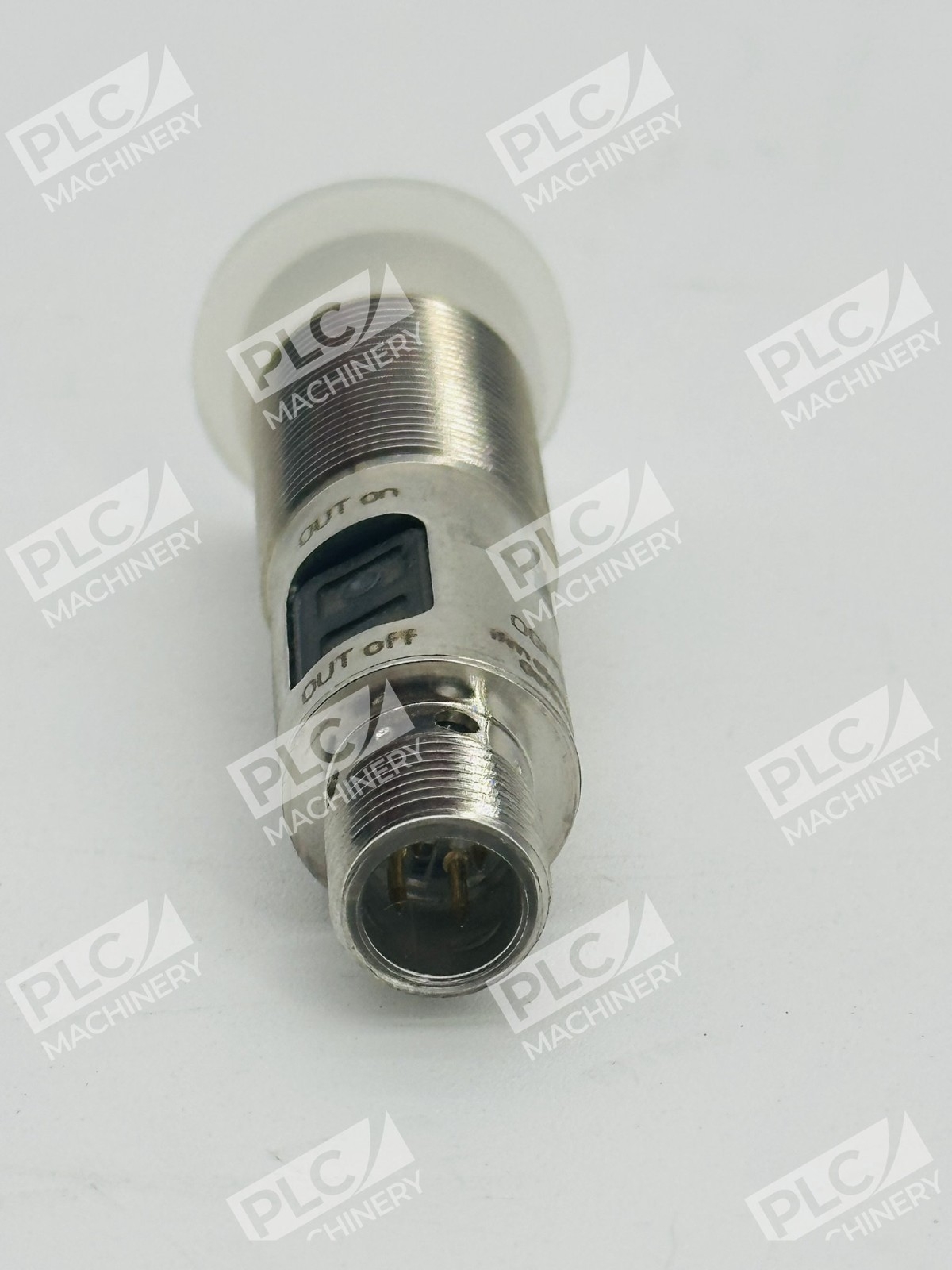 ifm Electronic OGH500 Diffuse Reflection Sensor Background Suppression - Image 2