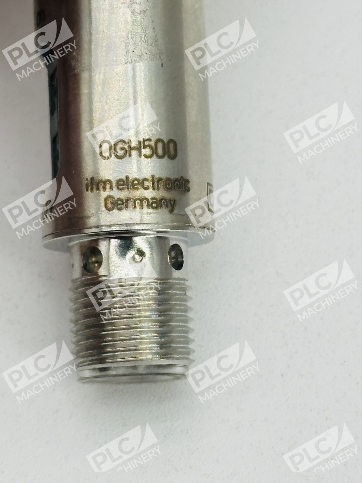 ifm Electronic OGH500 Diffuse Reflection Sensor Background Suppression - Image 6