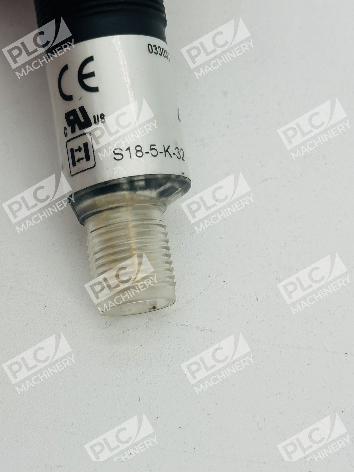 Datasensor S18-5-K-32 Photoelectric Diffuse Proximity Sensor - Image 4