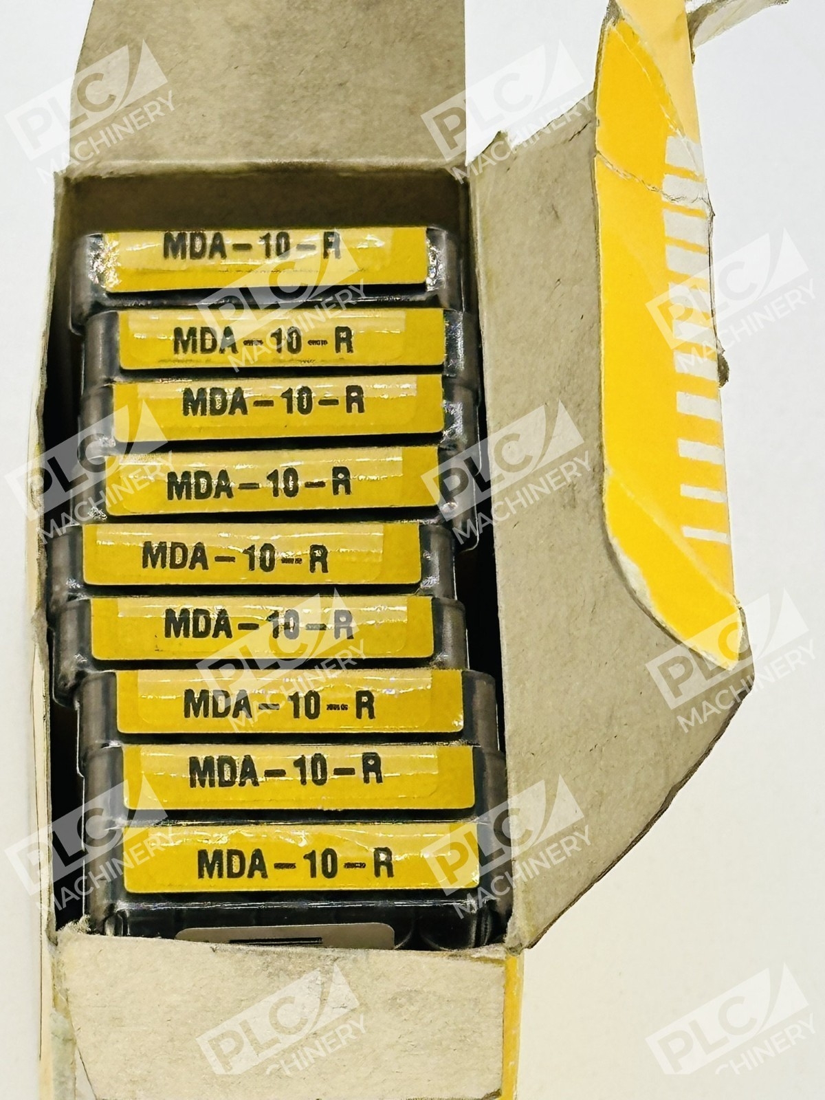 Cooper Bussmann MDA-10-R Time-Delay Ceramic Tube Fuses Box of 50 - Image 4