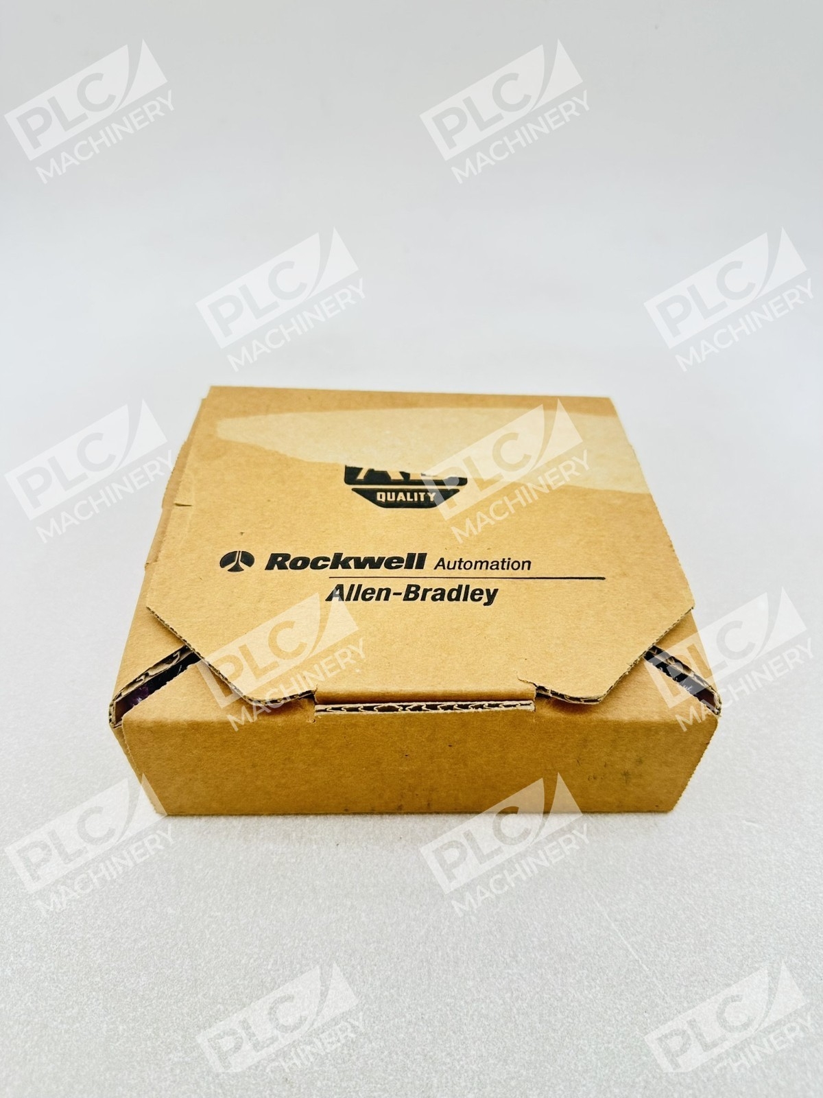 Allen Bradley 1746-OA16 Series C SLC500 Output Module - Image 10