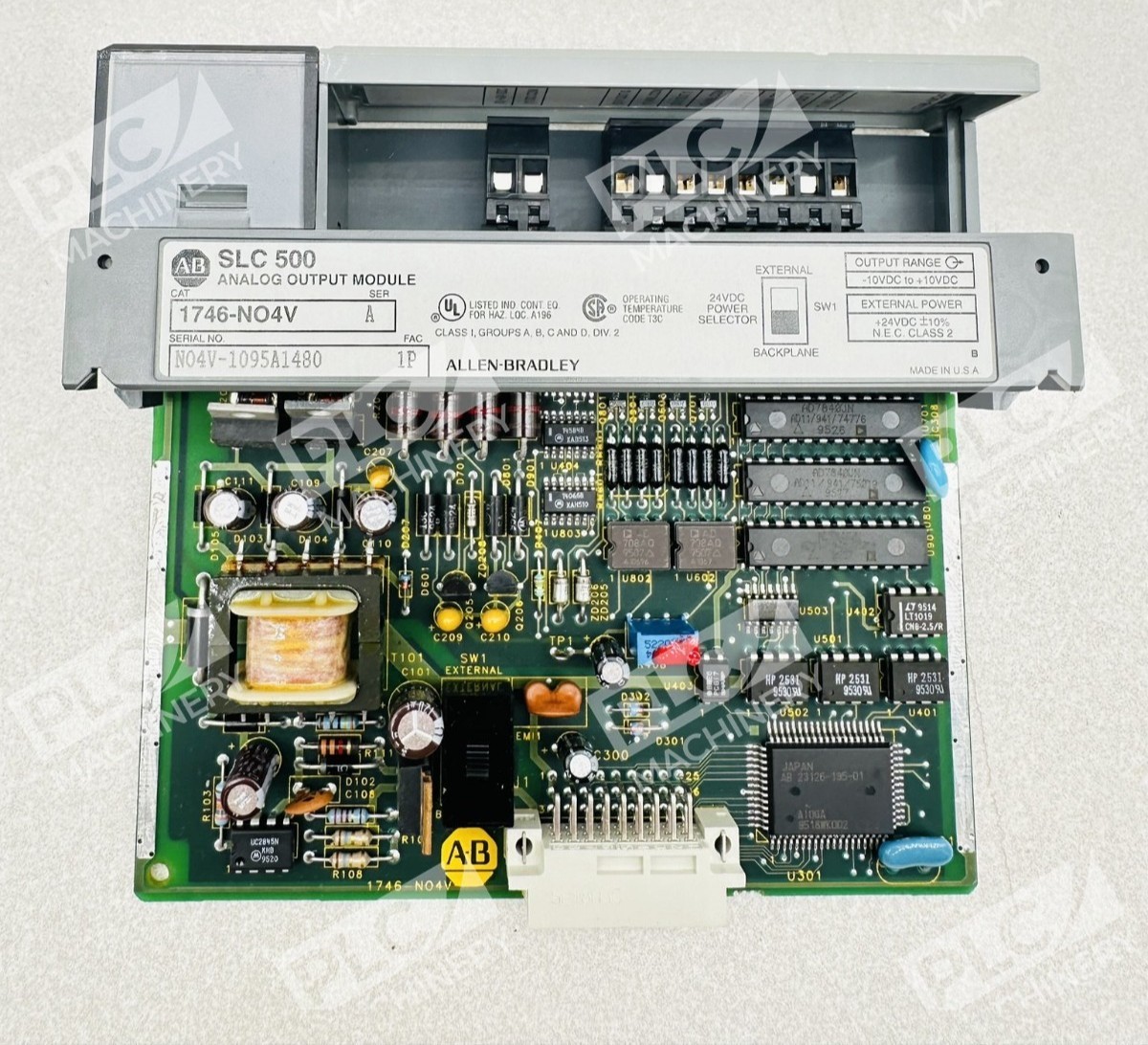 Allen Bradley 1746-NO4V Series A SLC 500 Analog Input Module