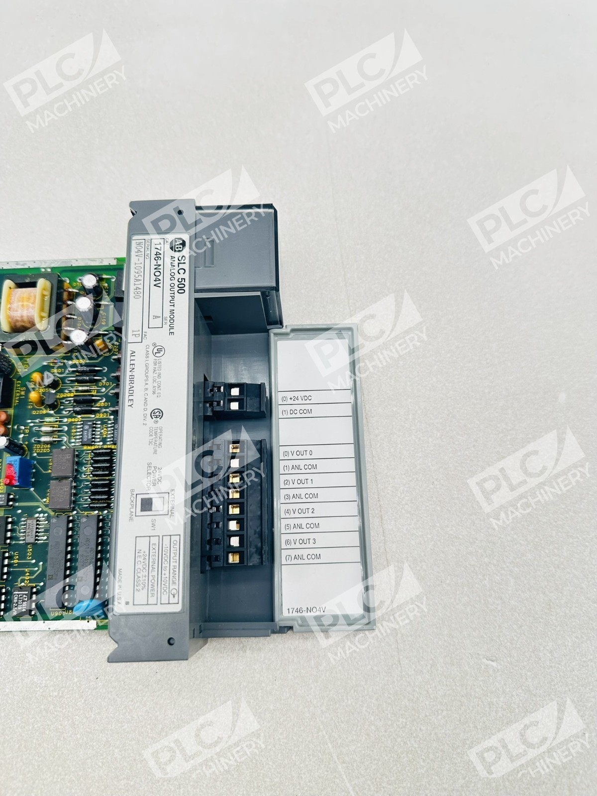 Allen Bradley 1746-NO4V Series A SLC 500 Analog Input Module - Image 3