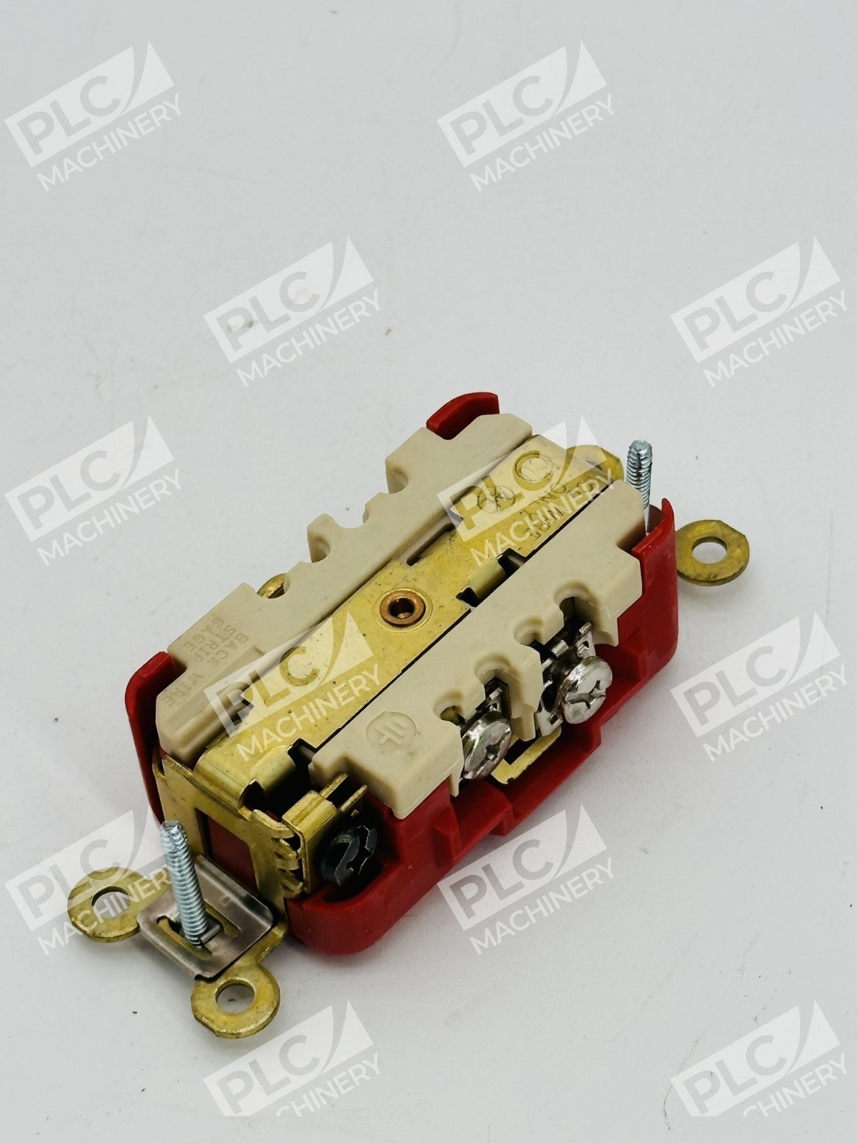 Hubbell HBL5262R Specification Grade Duplex Receptacle Red 15A 125V - Image 6